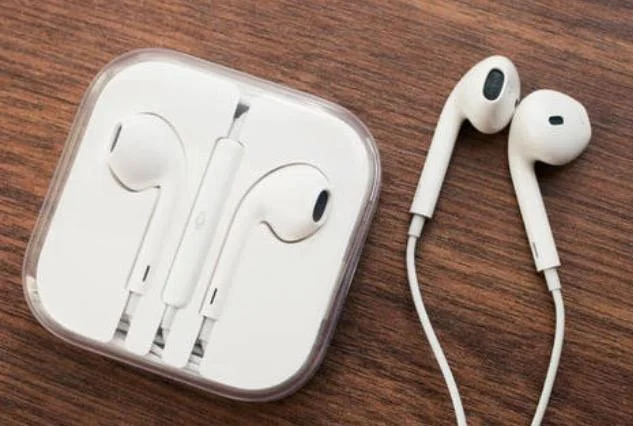 Earbud controls!