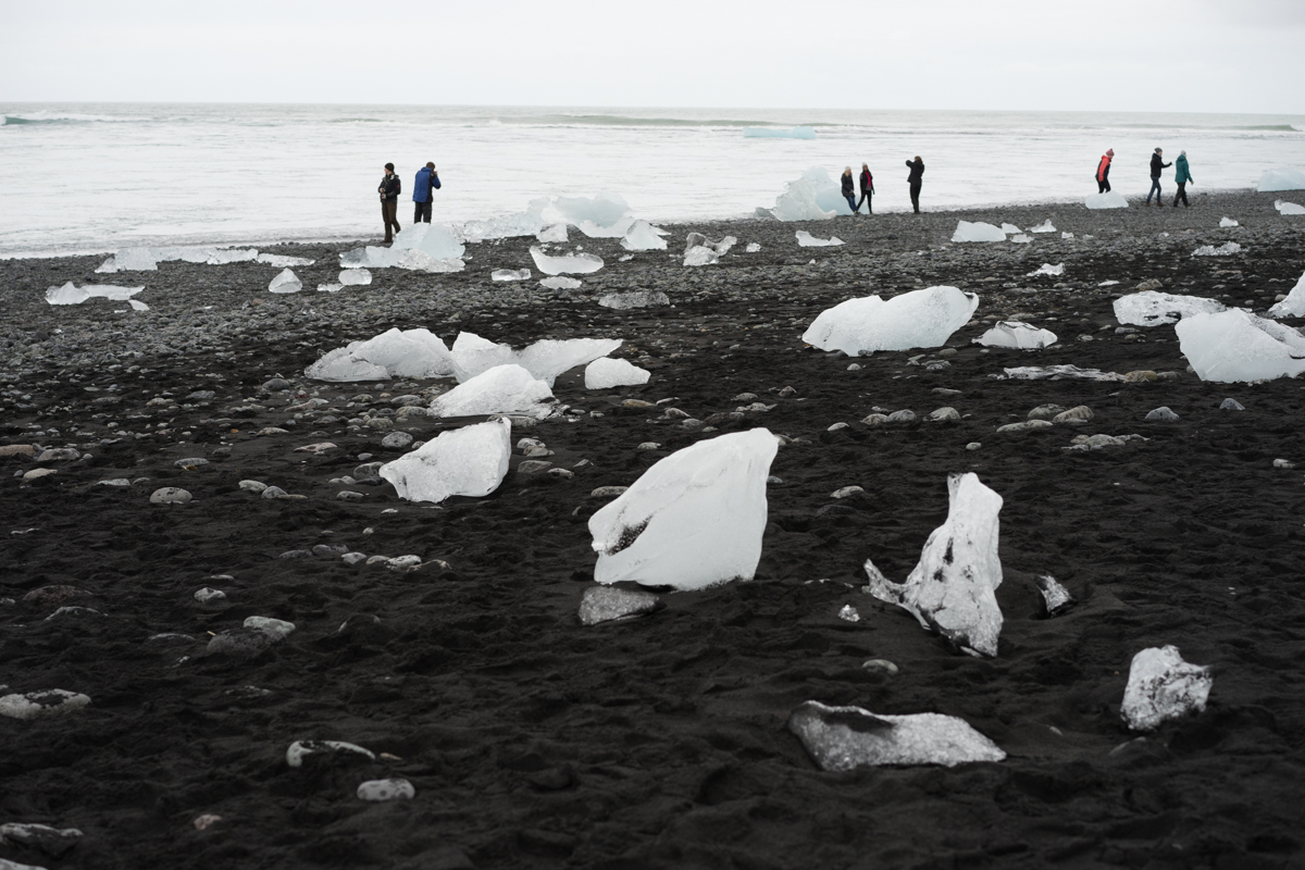 "Ice beach" near the Jökulsárlón Glacier Lagoon