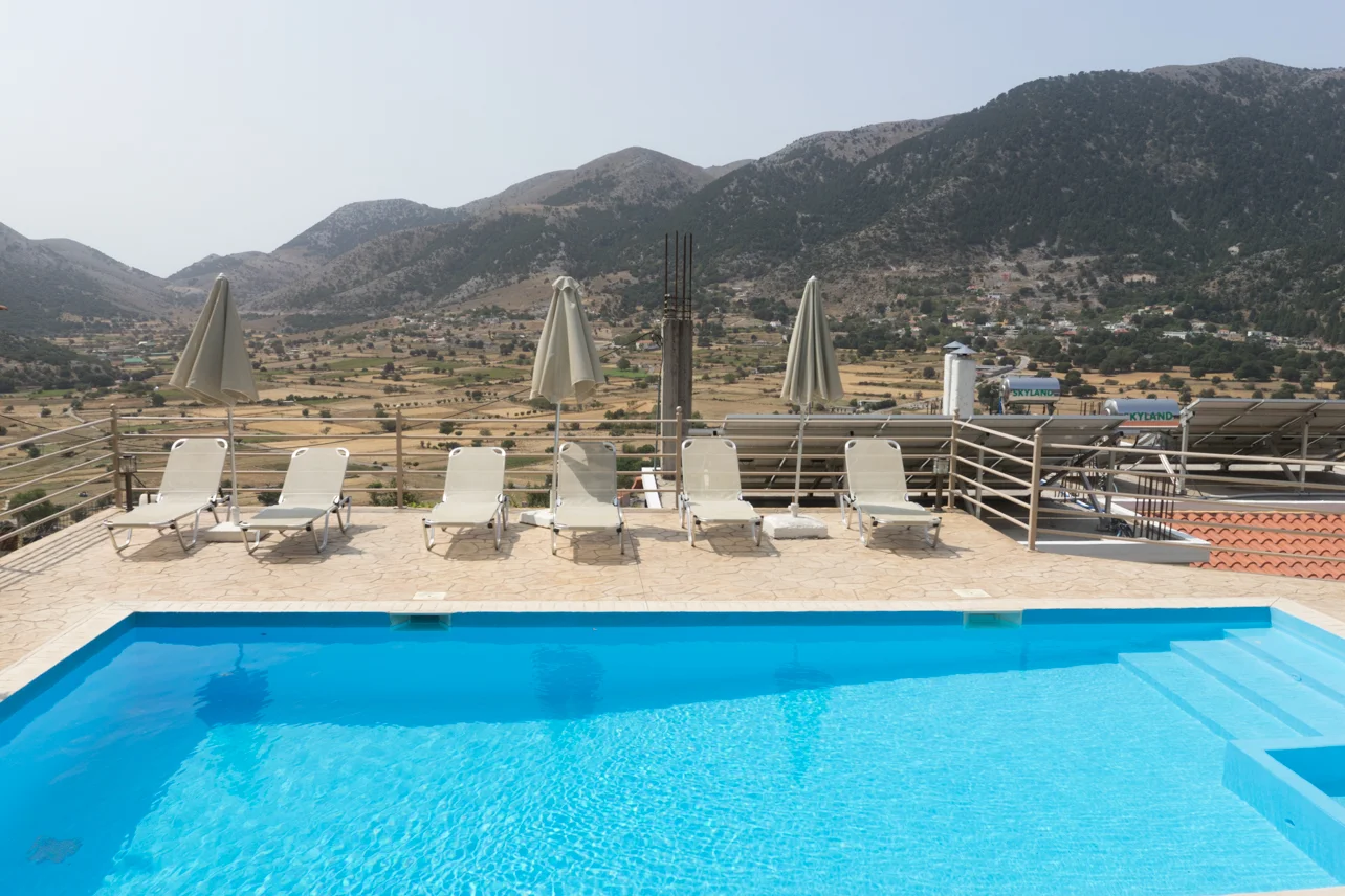 I didn't get to swim at the hotel's private pool because it was a bit too windy... just another reason to come back!