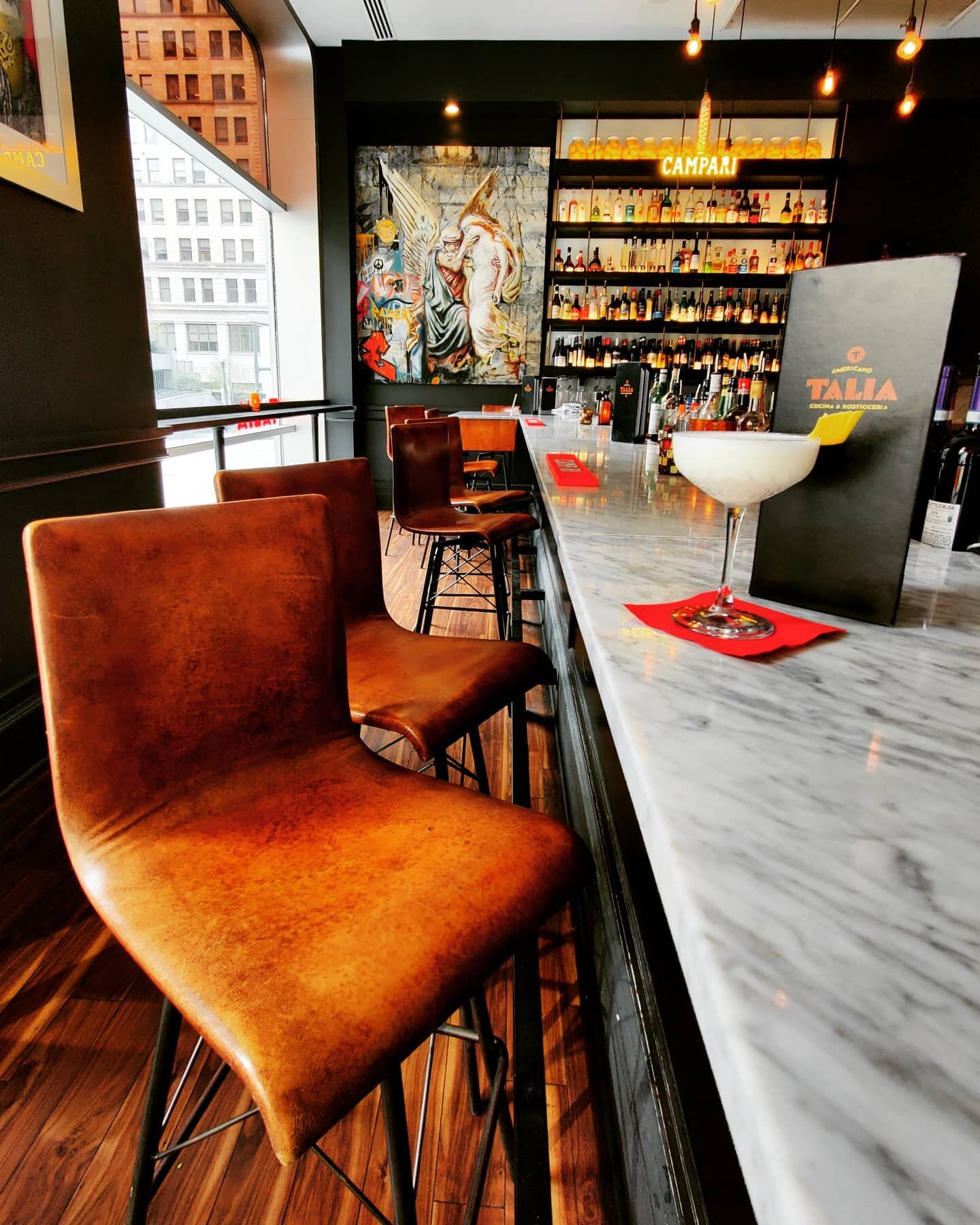 Well meet you at the bar! 🍻
Seating is limited but available! We can even accommodate groups over 4. Call ahead to guarantee yourself a spot!
(412) 456-8214
.
.
.
#bar #barlife #winebar #amarobar #cocktails #downtownpitt #downtownpittsburgh #imbibe 