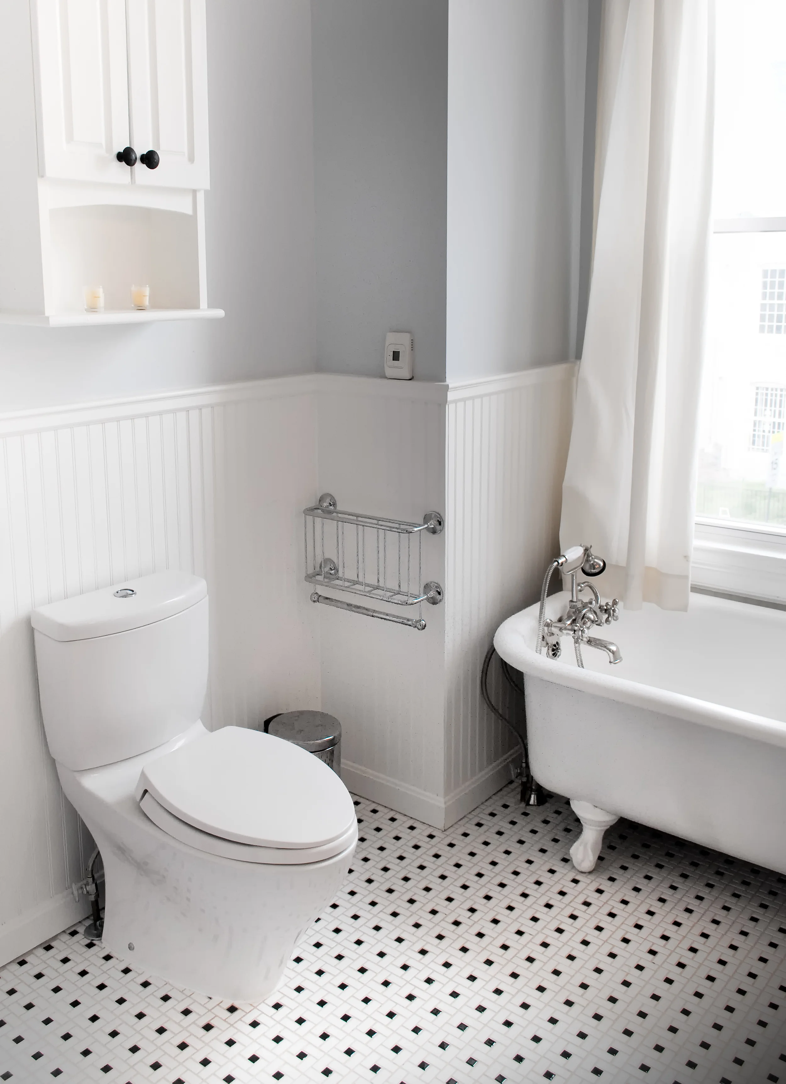 alexis hall bath one.jpg