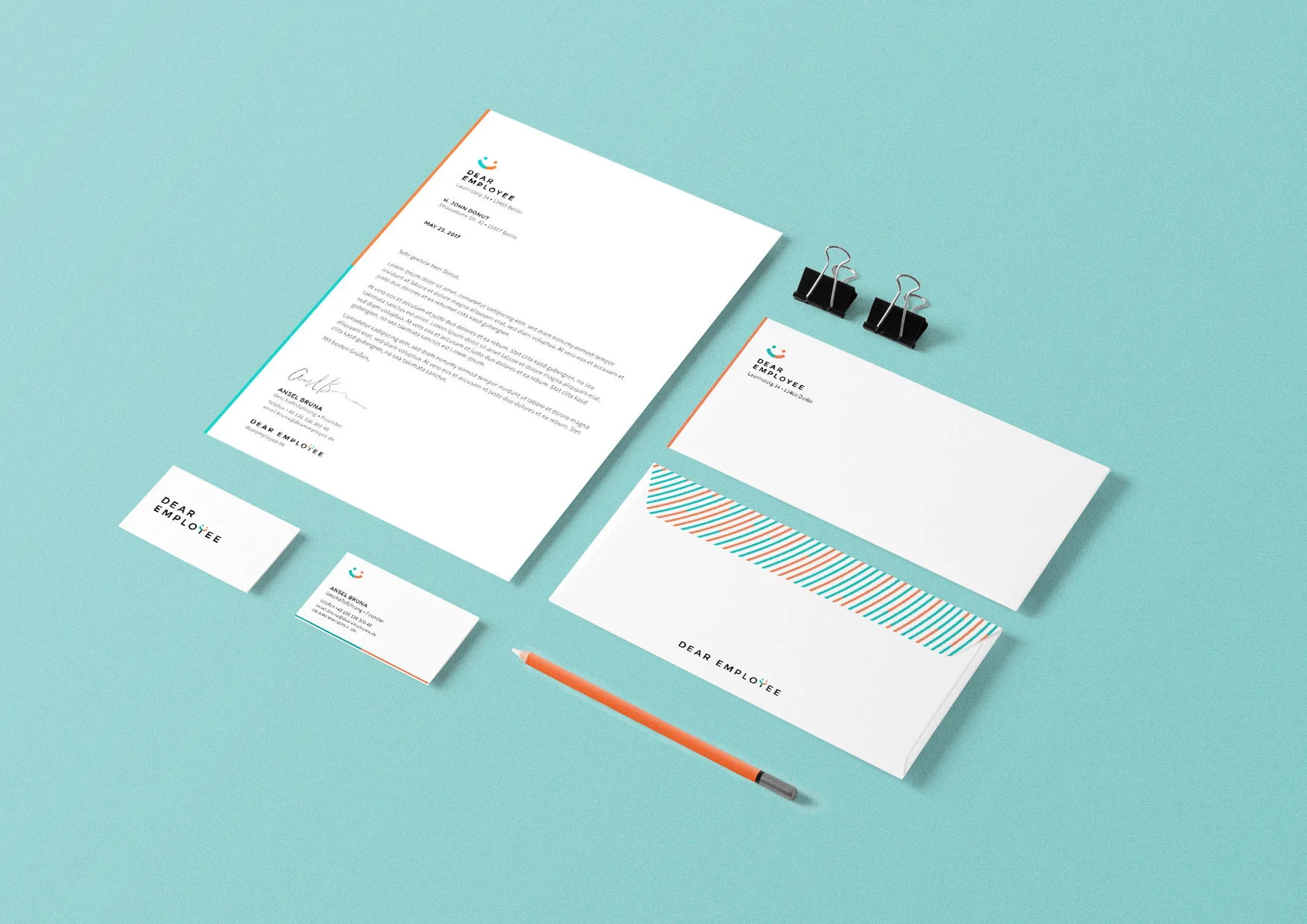 Mockup-smilingdata_02-copy.jpg