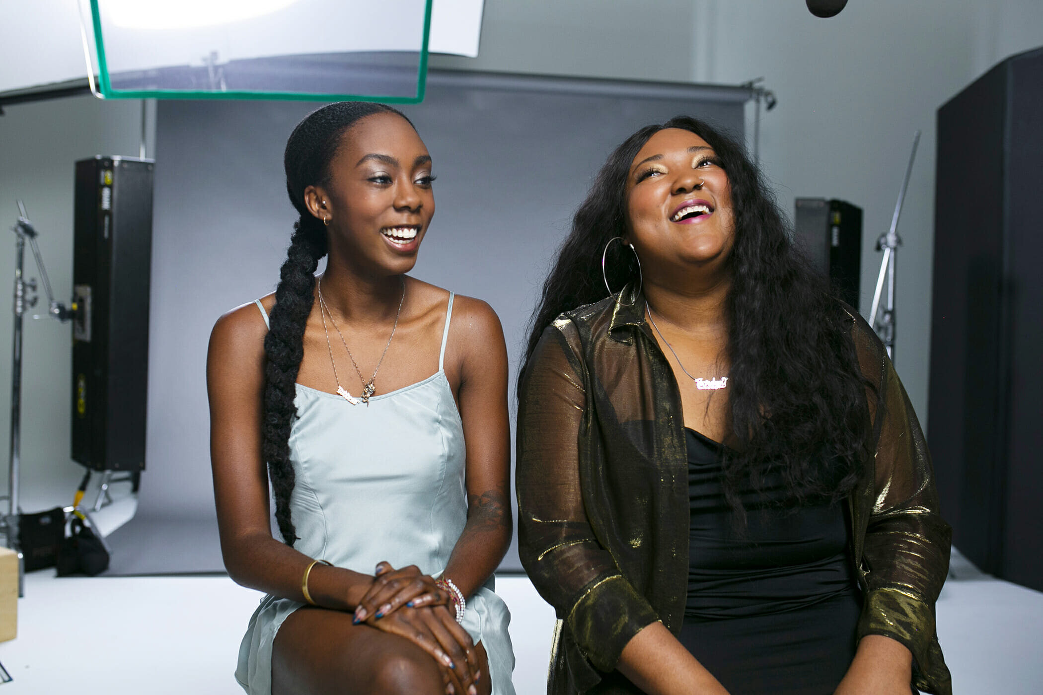 Olay-video-BTS-Emily-Malan-Man-Repeller-August-2018-BG3B8947.jpg