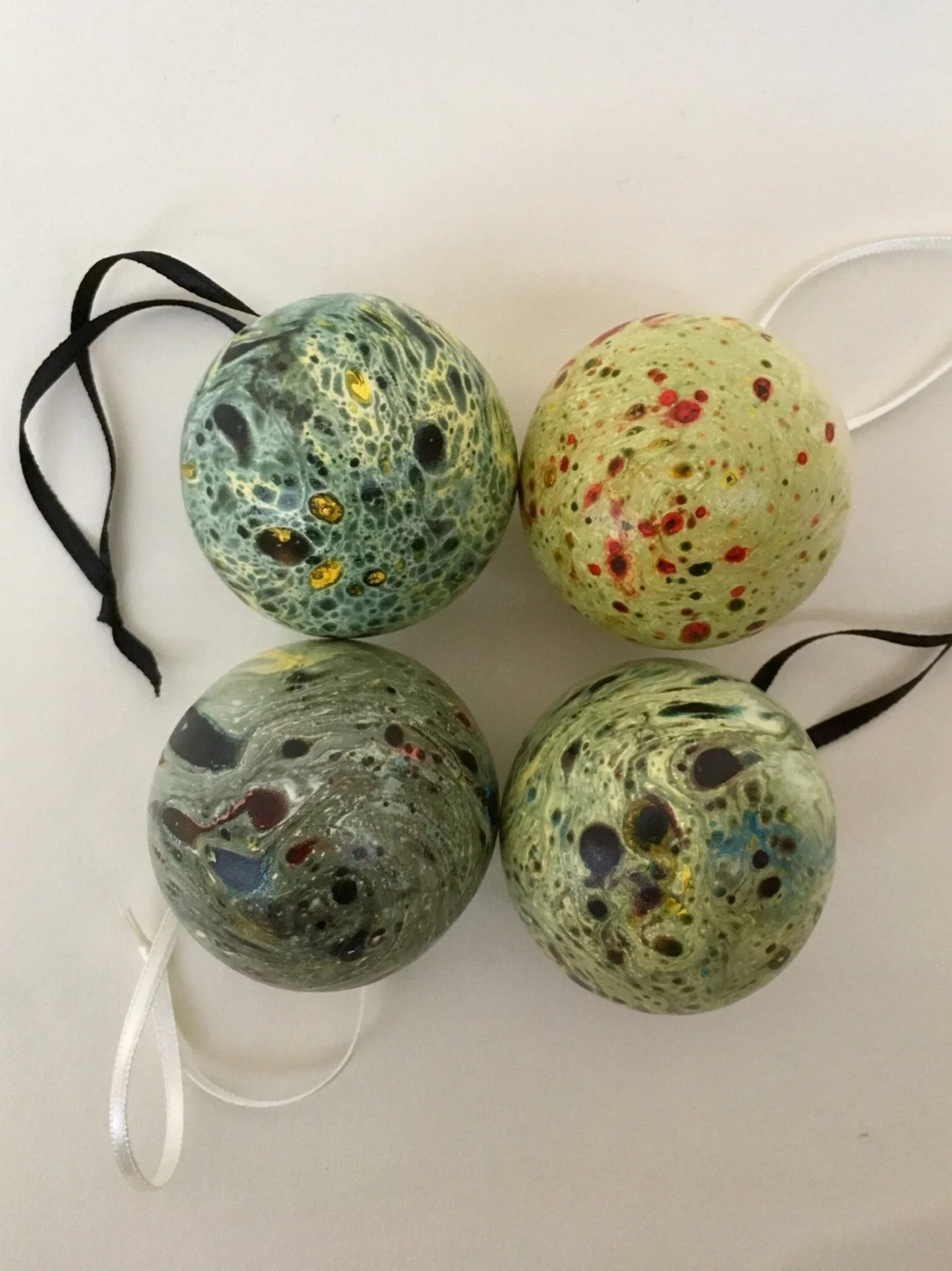 4 x Ceramic Planets - Cluster 3