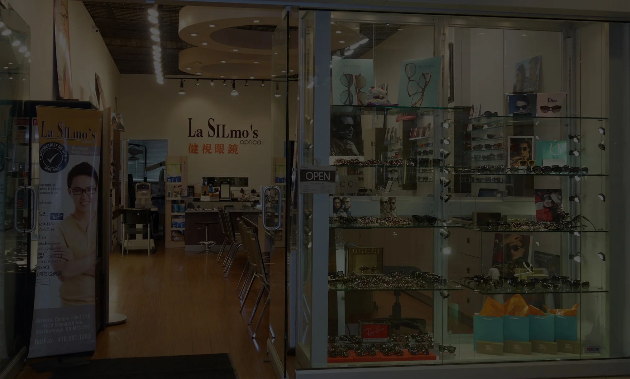 store1dark.jpg