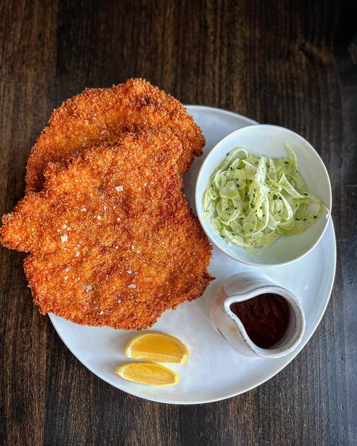 Y&rsquo;all aren&rsquo;t allowed to ask how long this is going to be on the menu&hellip; 😝 because I have no idea!

So let&rsquo;s just appreciate the time we have with her&hellip; pork schnitzel! With adobo vinaigrette and a simple bright fennel sa