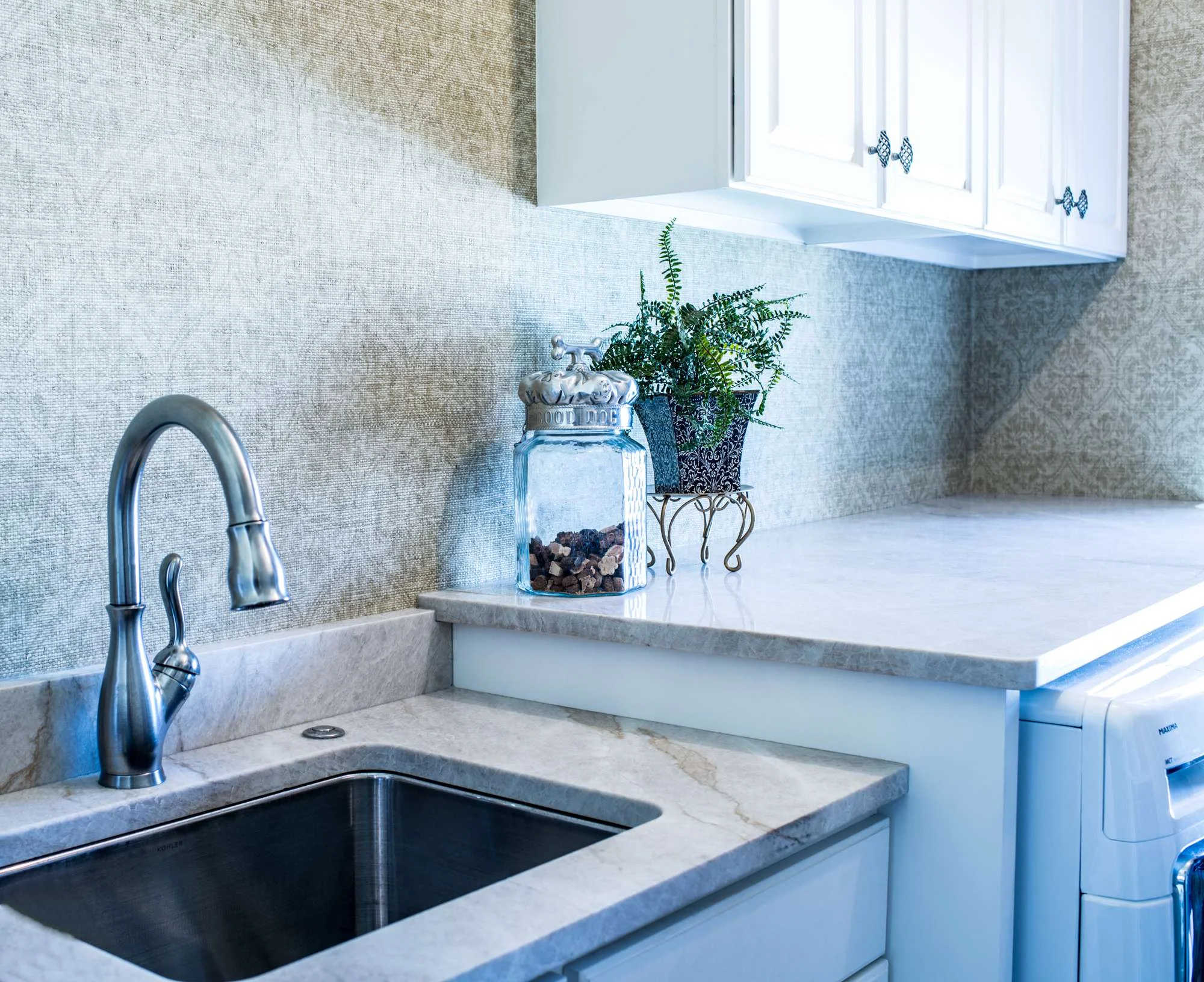 Textured wallpaper in use in Columbia, MO