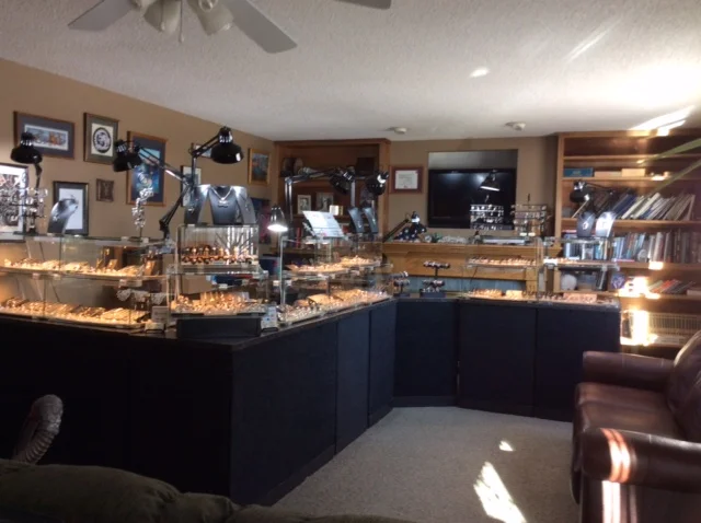 GIRLS (AND GUYS) DAY OUT