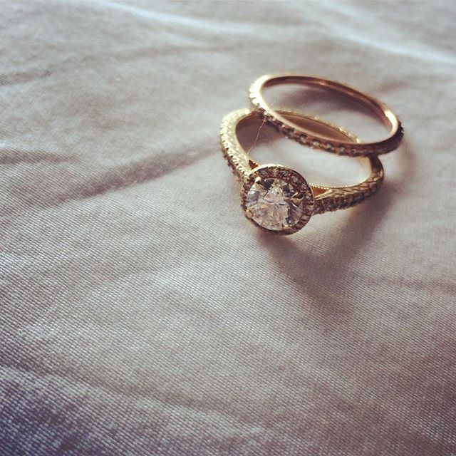 Pretty little things #chicagojeweler #diamondring #allgoldeverything