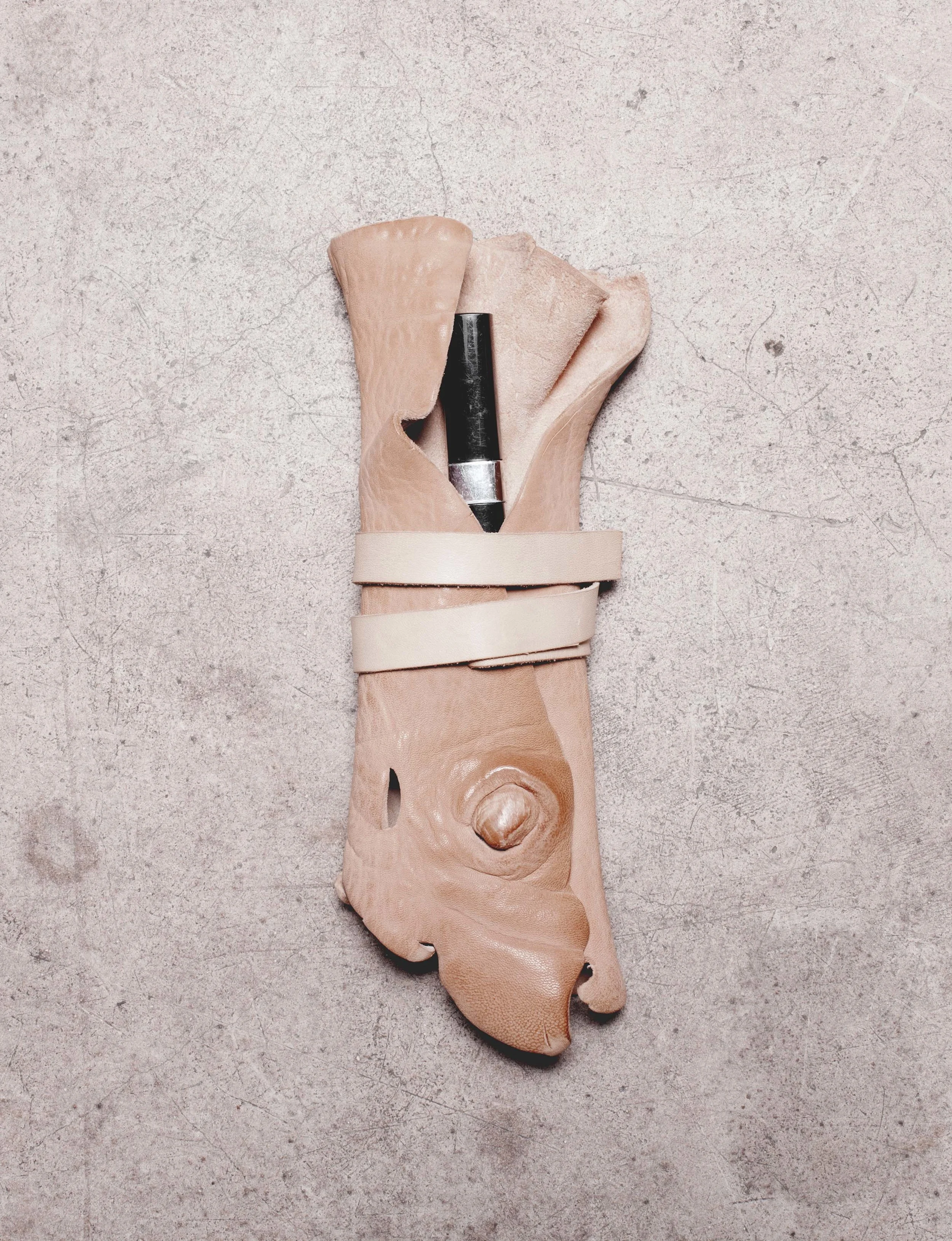 Precious Skin by Victoria Ledig, Photography by Lisa Klappe