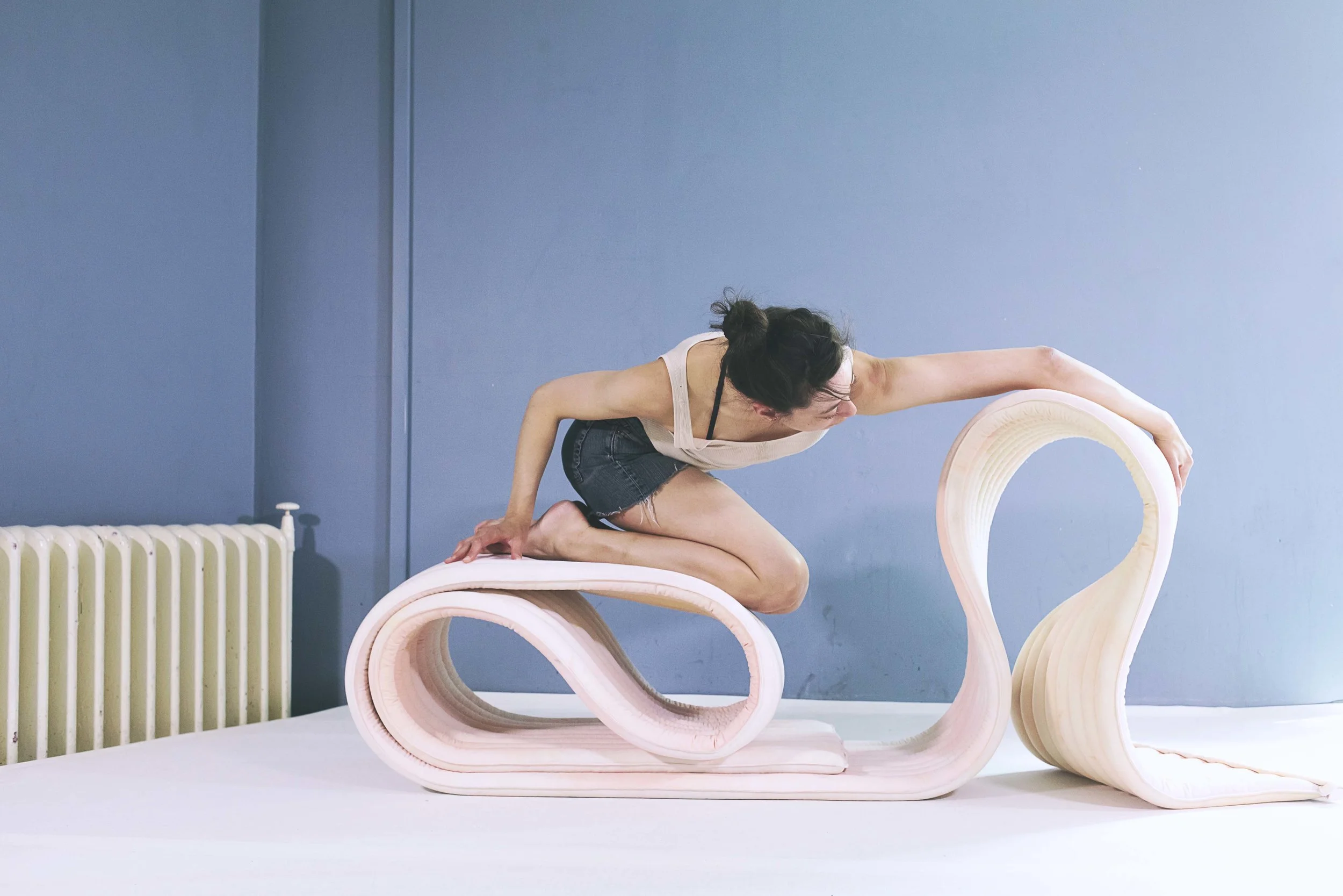 The flexing and transformation of The Body Seat , by Kirsi Enkovaara