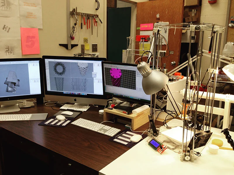 Taekyeom's desktop 3D printer and self-made extruder help 3D-print a variety of materials and forms