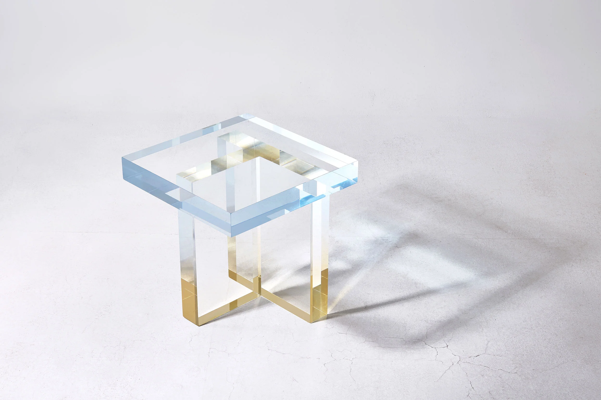 Crystal Series Table 1, Sky blue to yellow. Image source: Saerom Yoon