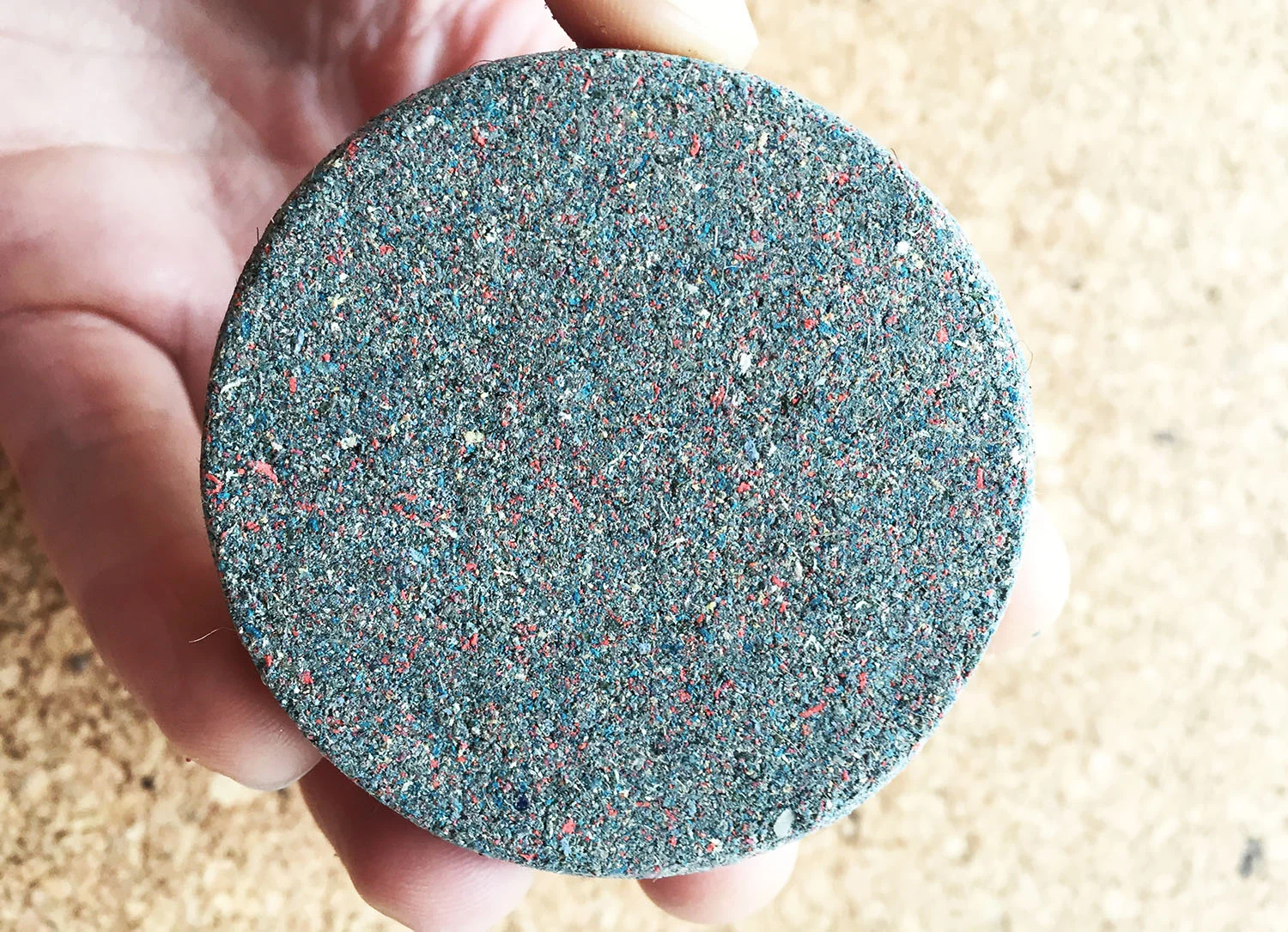 Laura transforms shavings of discarded/waste linoleum into a new, usable surface in her project Lino Lab