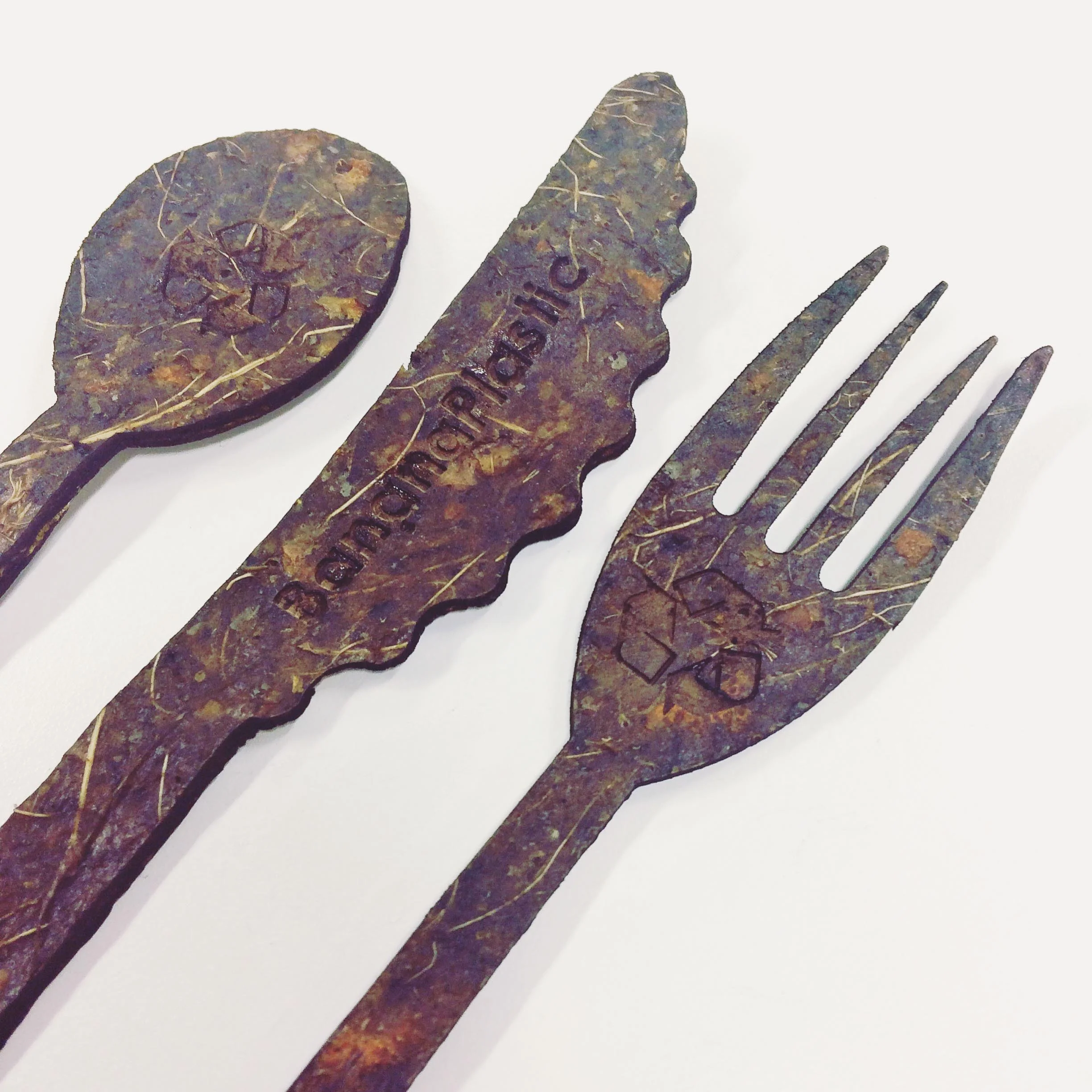 Biodegradable cutlery made of 'Banana Plastic' by Lizzie Hall