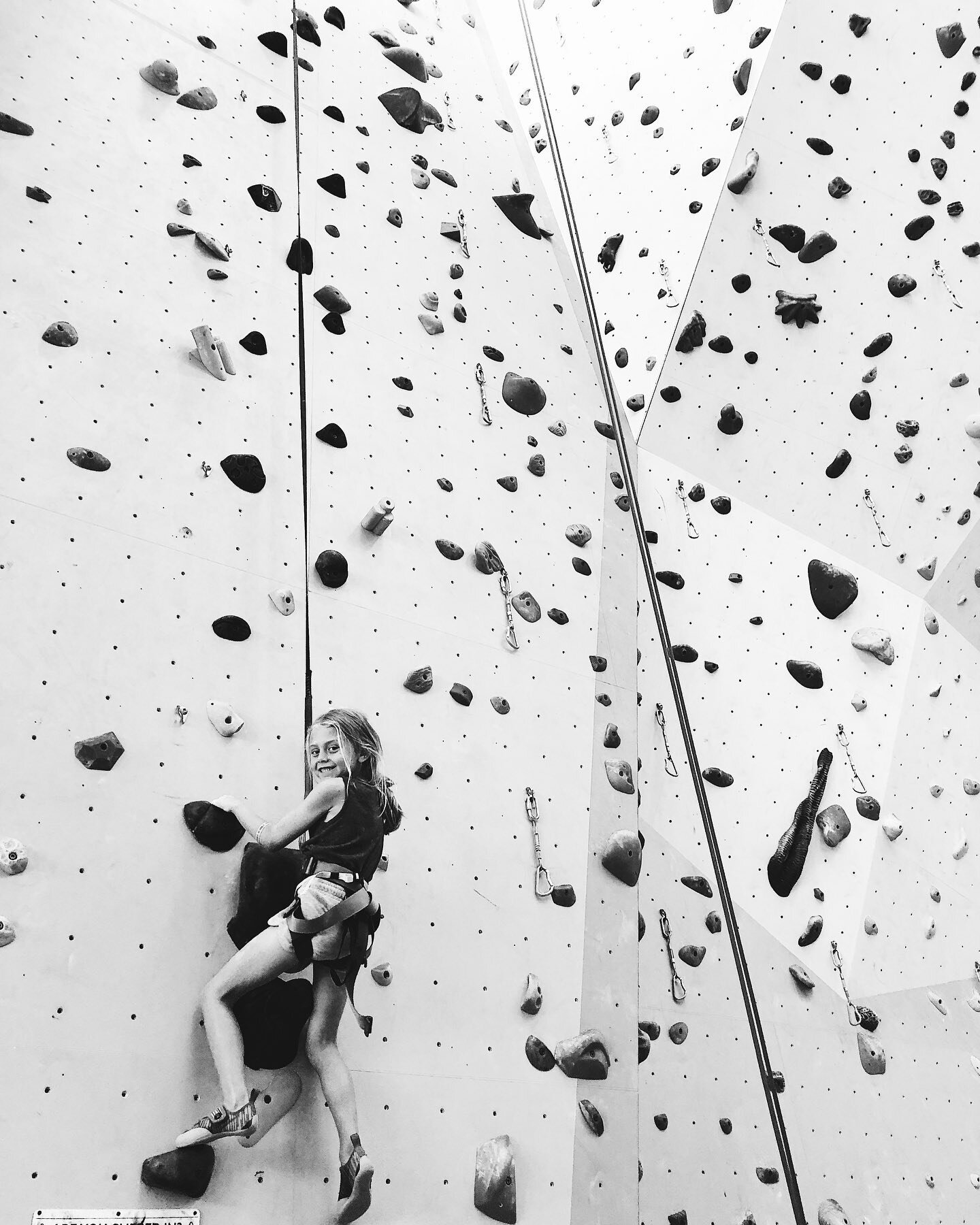 If ever there was a girl built for EXTREME sports, it&rsquo;s this one!!! ☝️🧗🏼&zwj;♀️🦄 #watchoutworld #doonicorn #rockclimbing #swimmer #crosstraining