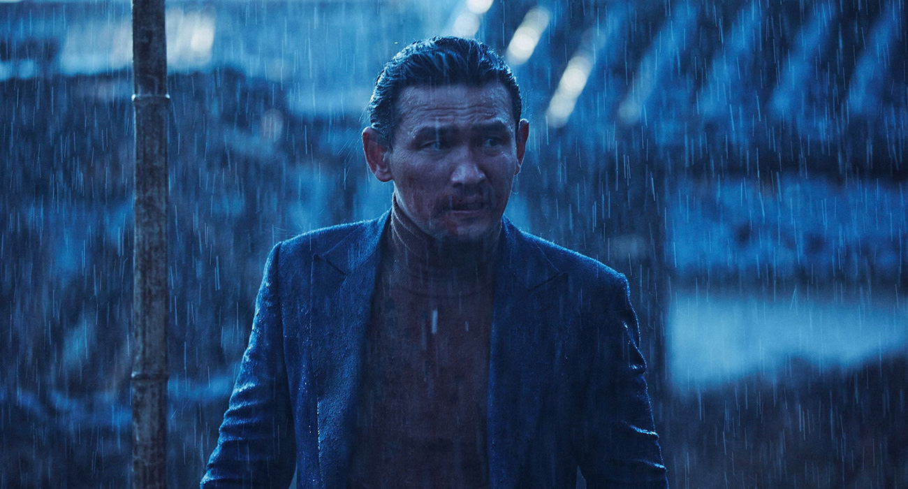 Hwang Jung-min plays a suave shaman in director Na Hon-jin's The Wailing