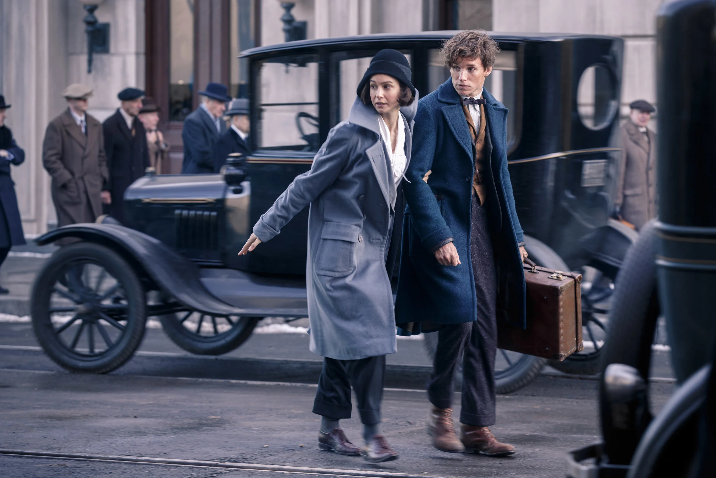 Katherine Waterston and Eddie Redmayne star in Fantastic Beasts and Where To Find Them