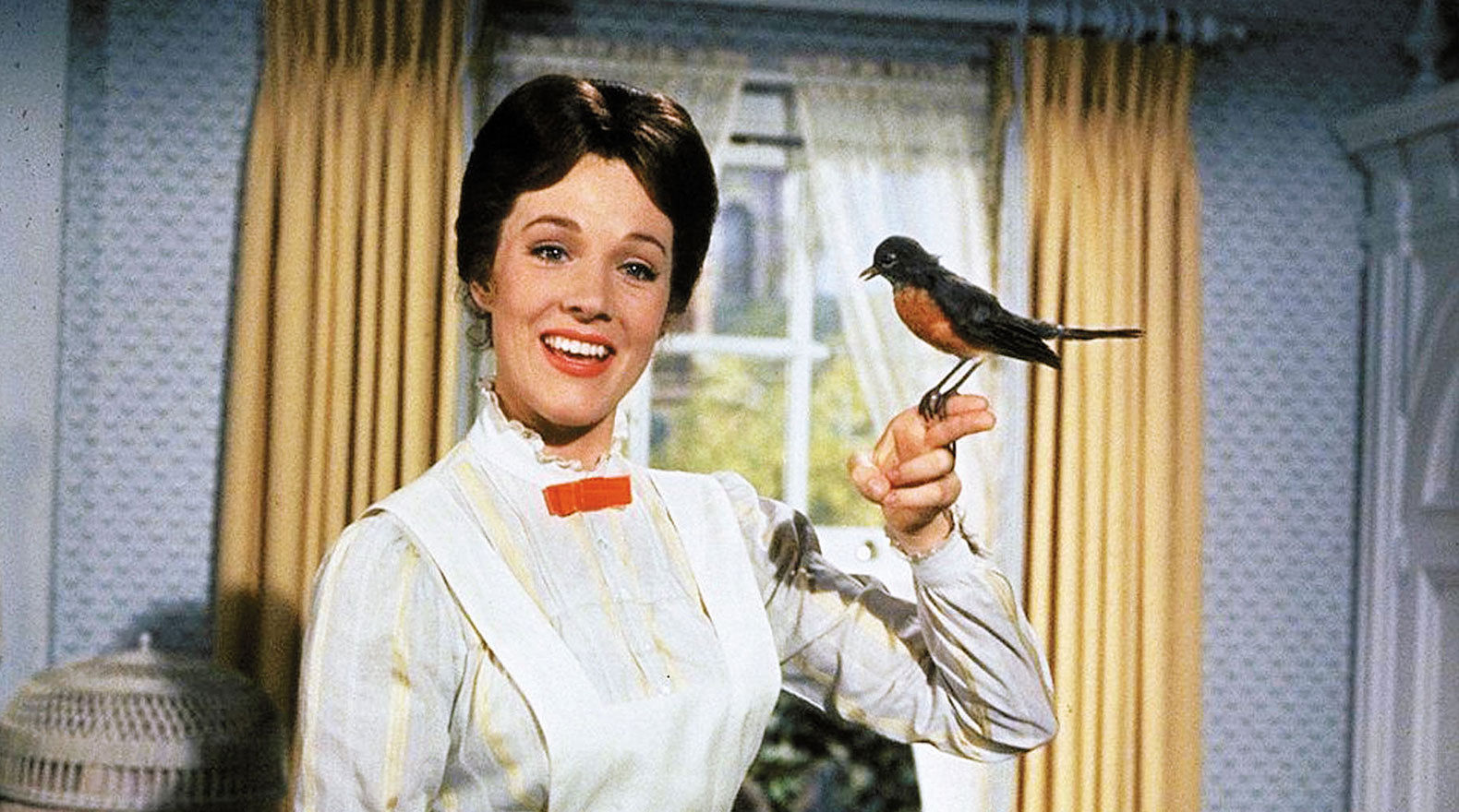 Episode 106 - Mary Poppins (Young Critics/Old Movies)