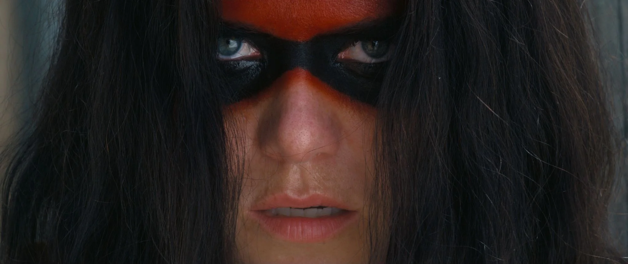 Kaniehtiio Horn stars in Mohawk