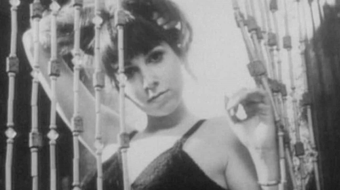 Episode 309 - Bad Girls Go To Hell (Young Critics Watch Old Movies v.6)