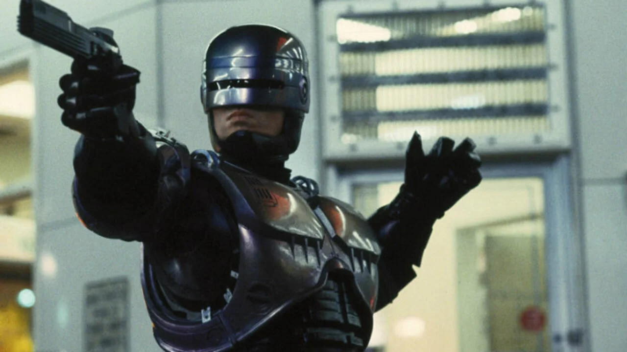 Episode 313 - RoboCop (Young Critics Watch Old Movies v.6)