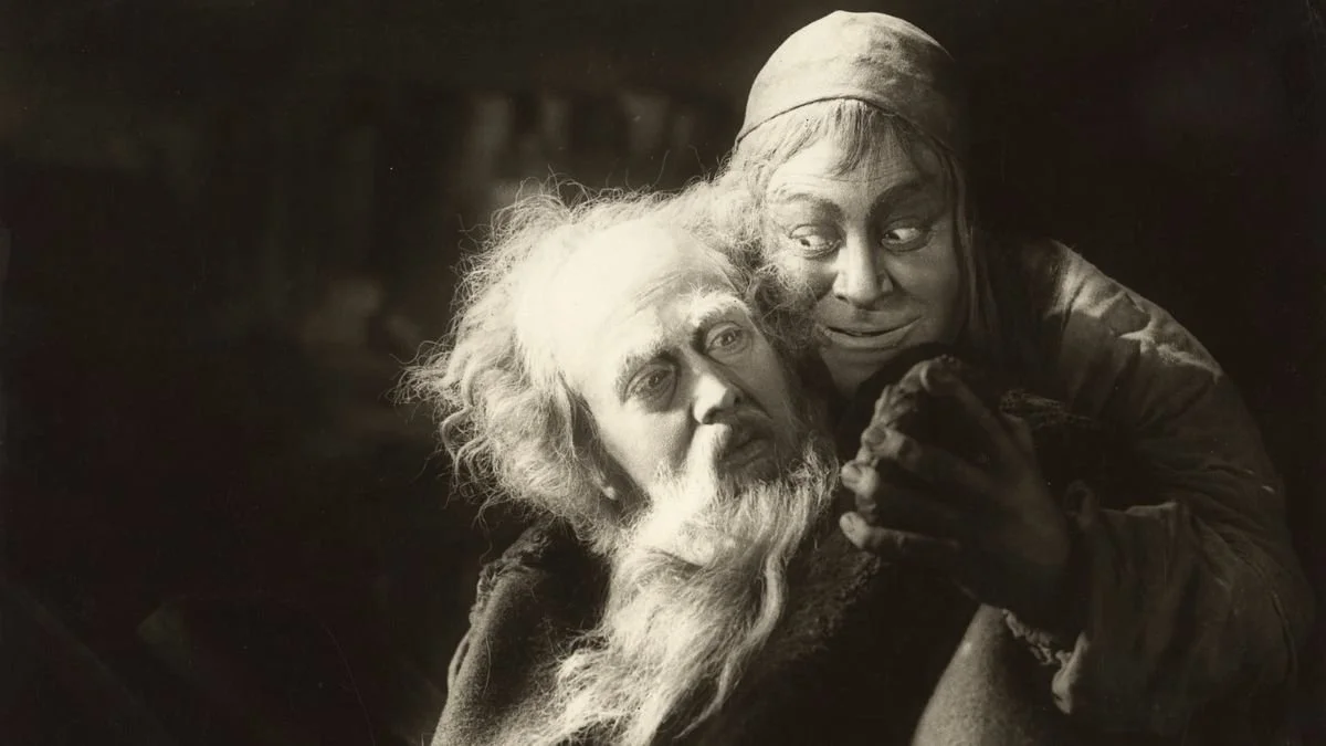 Episode 407 - Faust (Young Critics Watch Old Movies v.8)