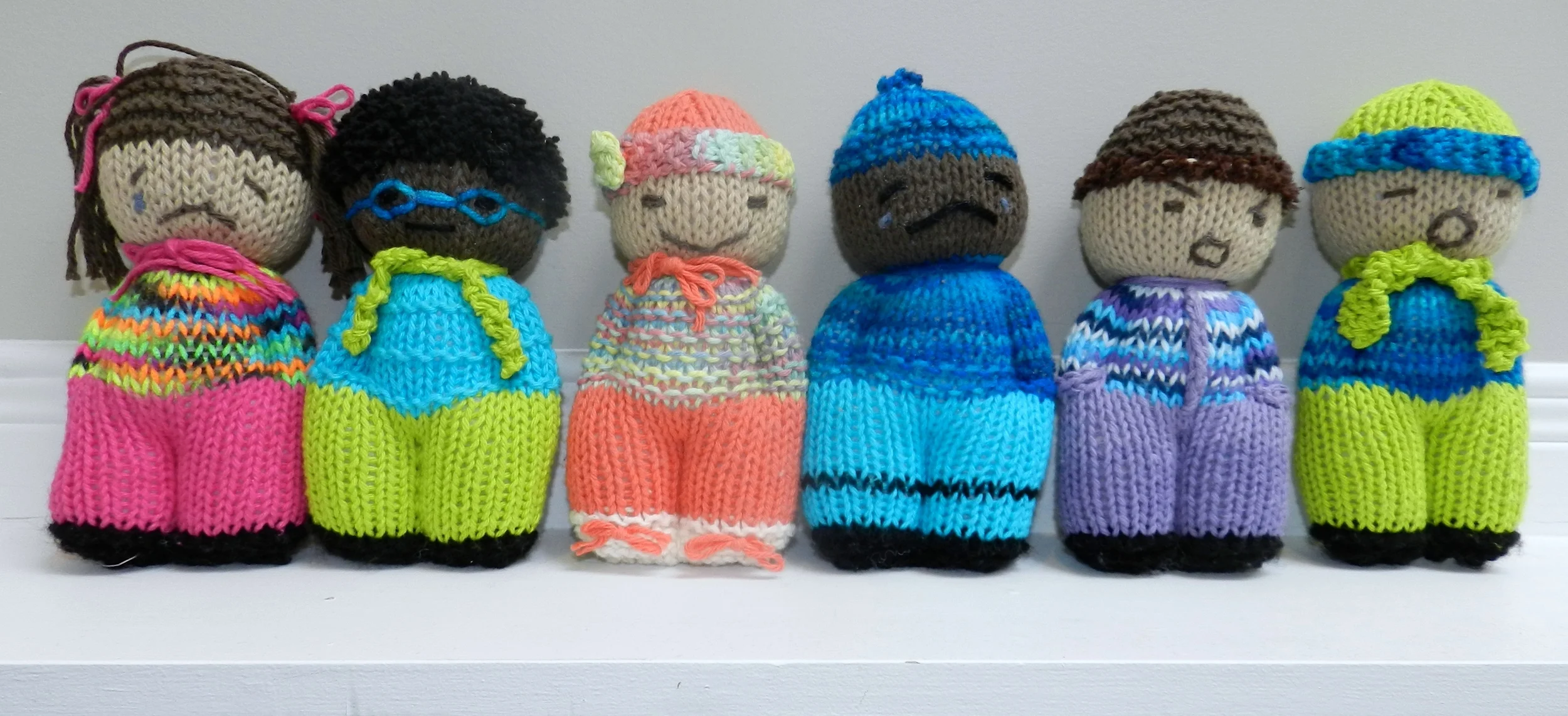 FEELINGDOLLS.JPG