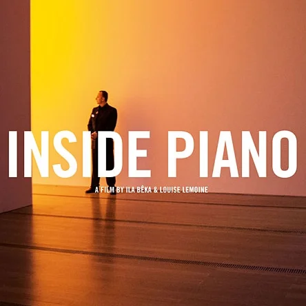 Uma Praça no Verão - Inside Piano
