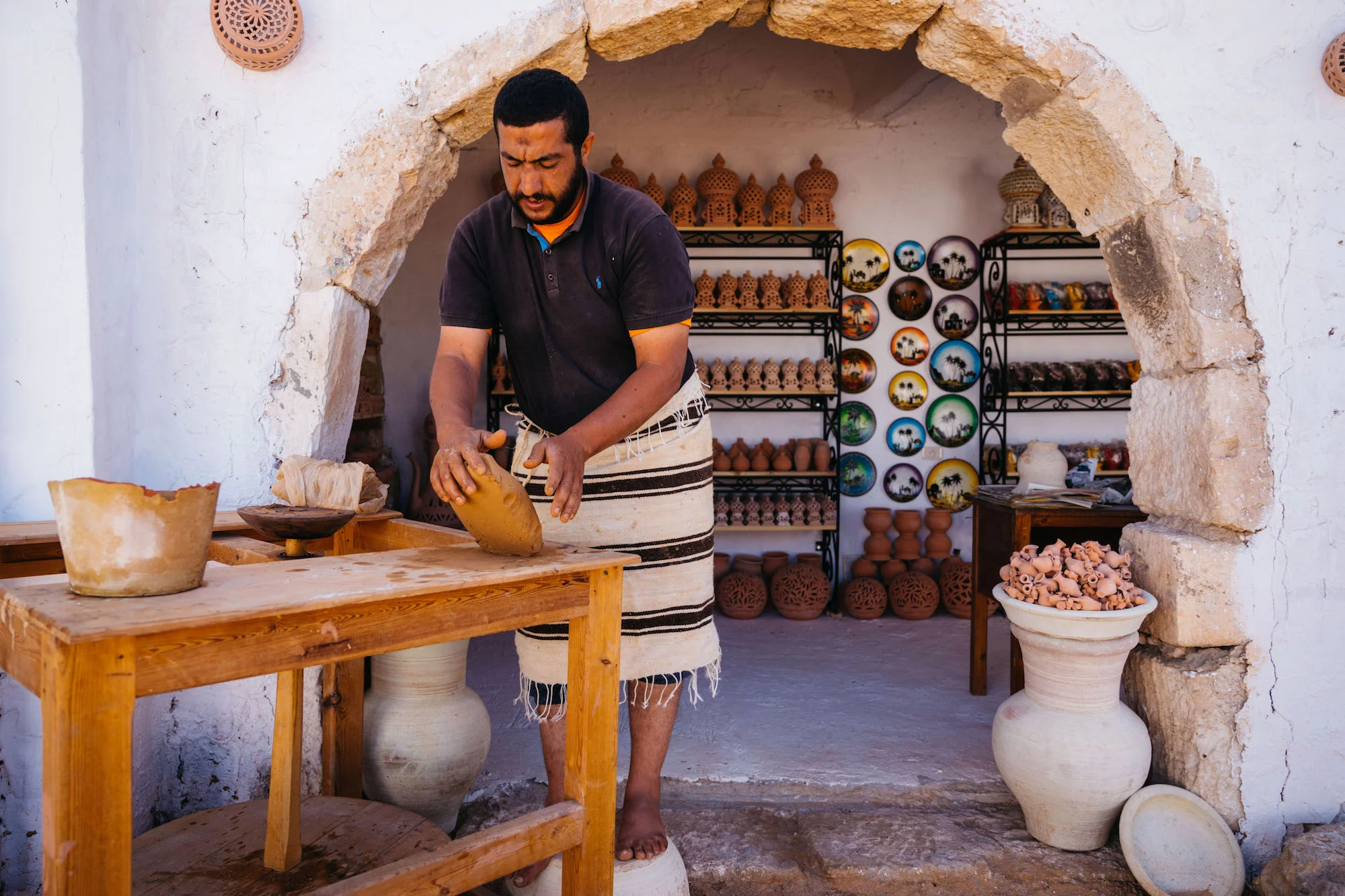 a pottery studio, guellela