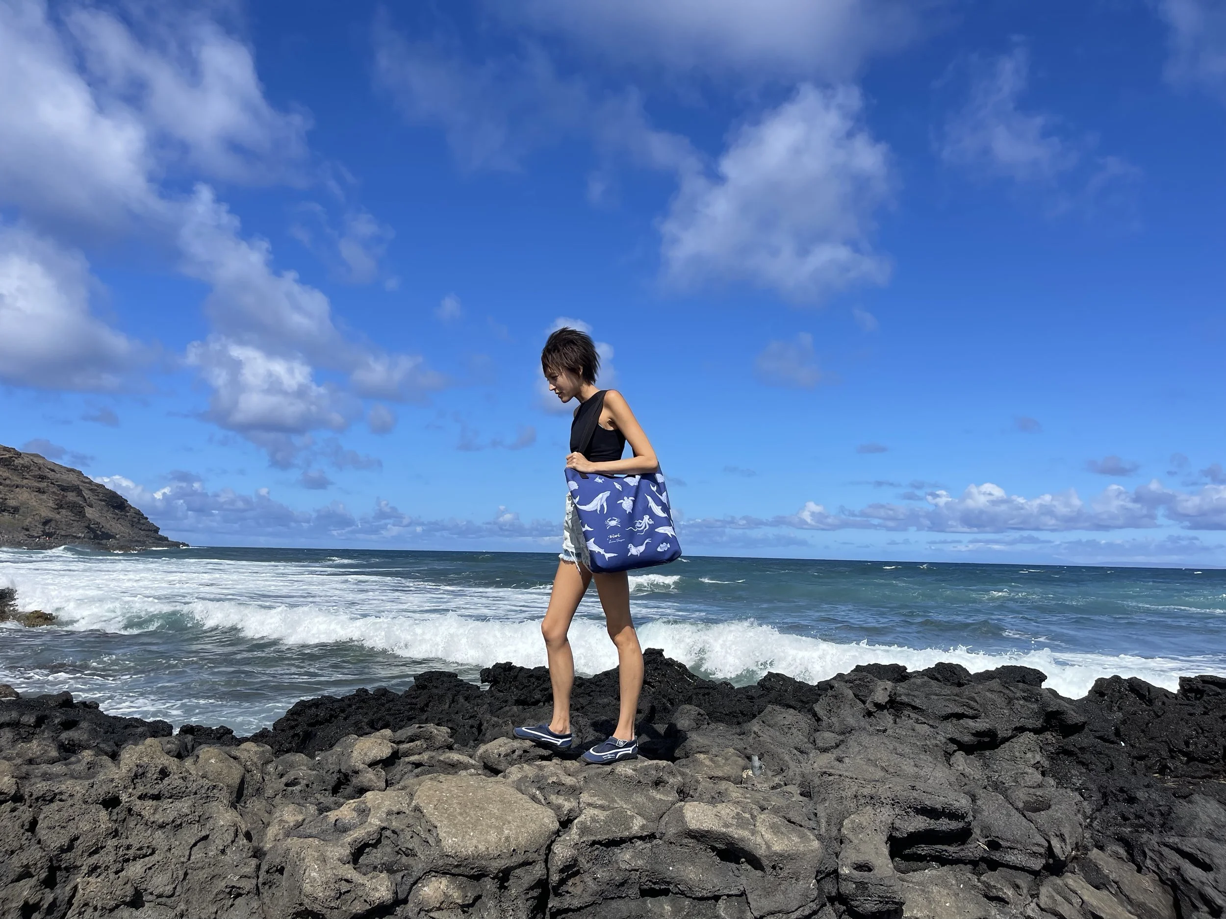 Me_onrockspoolwbag.jpg