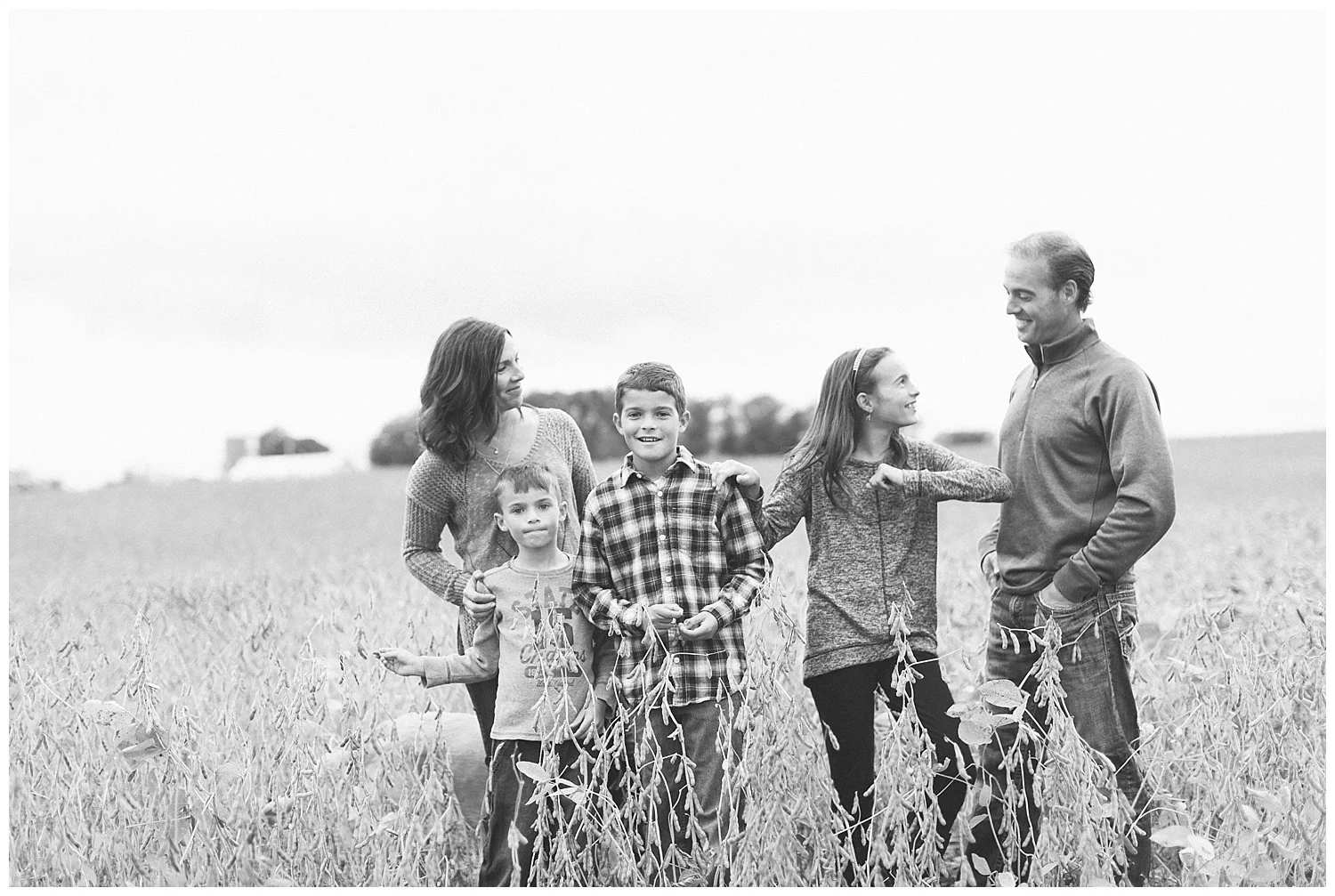 minnesota-lifestyle-golden-field-photos-by-hyojin-oberg-0022.JPG