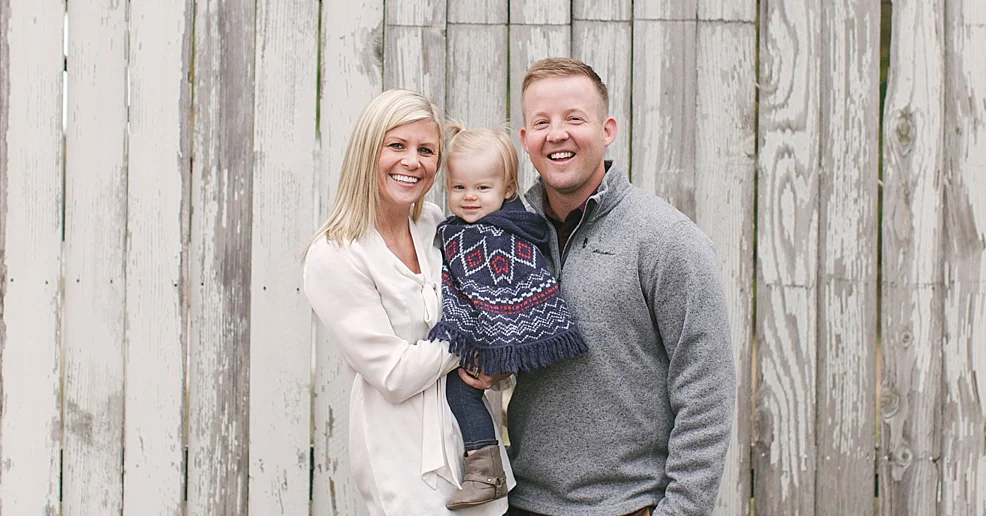 Kira + Travis - Barnyard Lifestyle