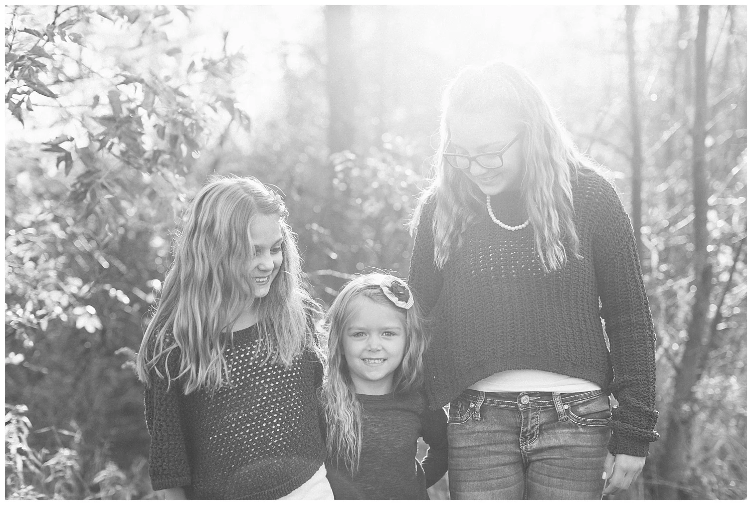 sisterly-love-family-lifestyle-photos-by-hyojin-oberg-4.JPG