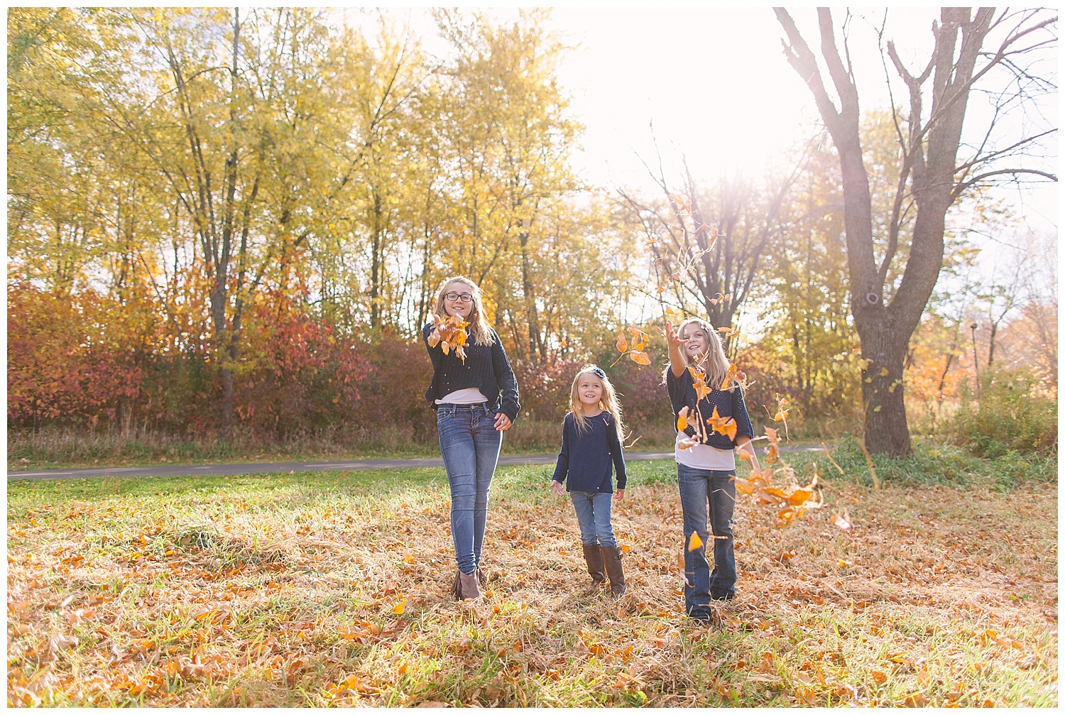 sisterly-love-family-lifestyle-photos-by-hyojin-oberg-11.JPG