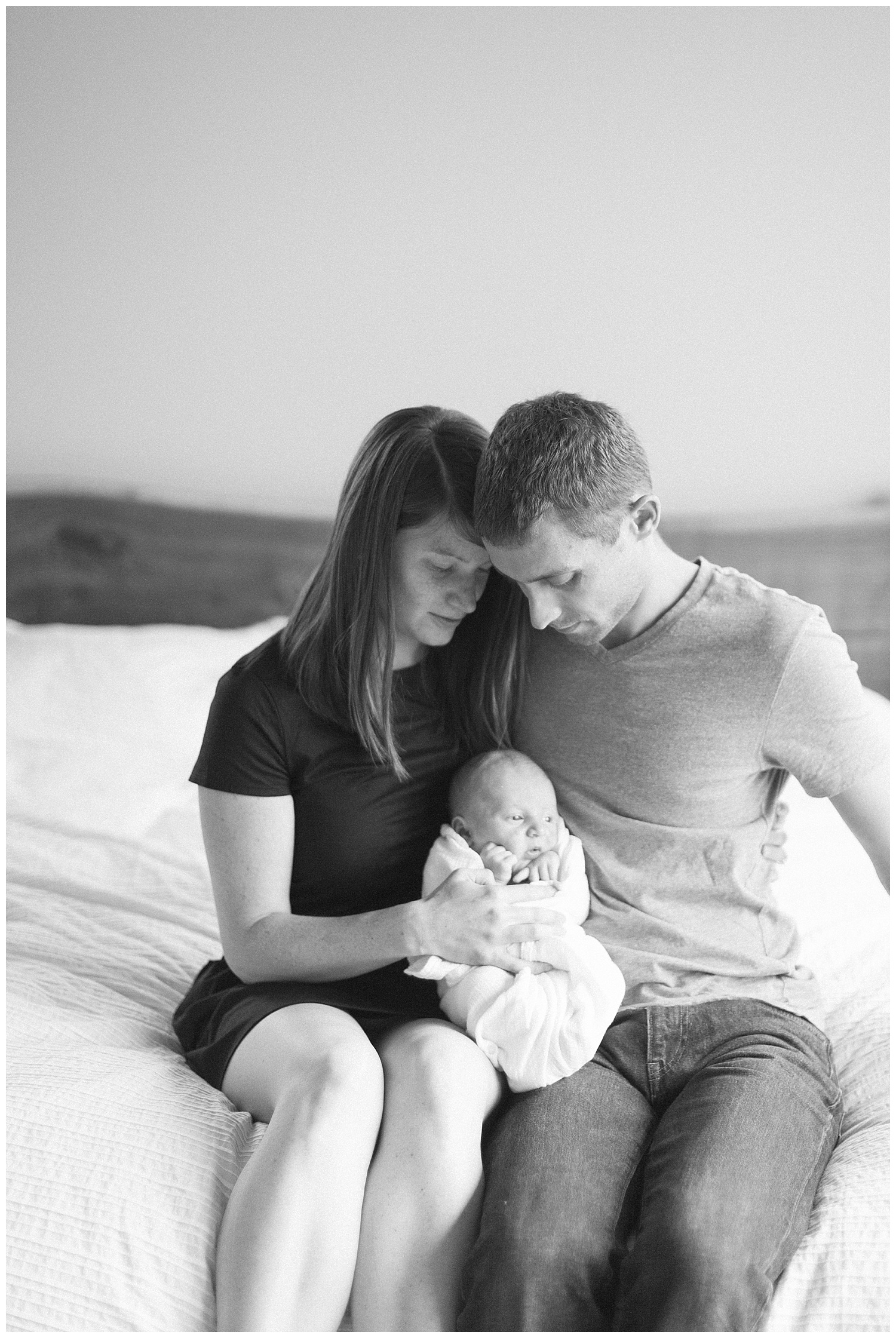 minneapolis-in-home-newborn-session-photos-by-hyojin-oberg-020.JPG