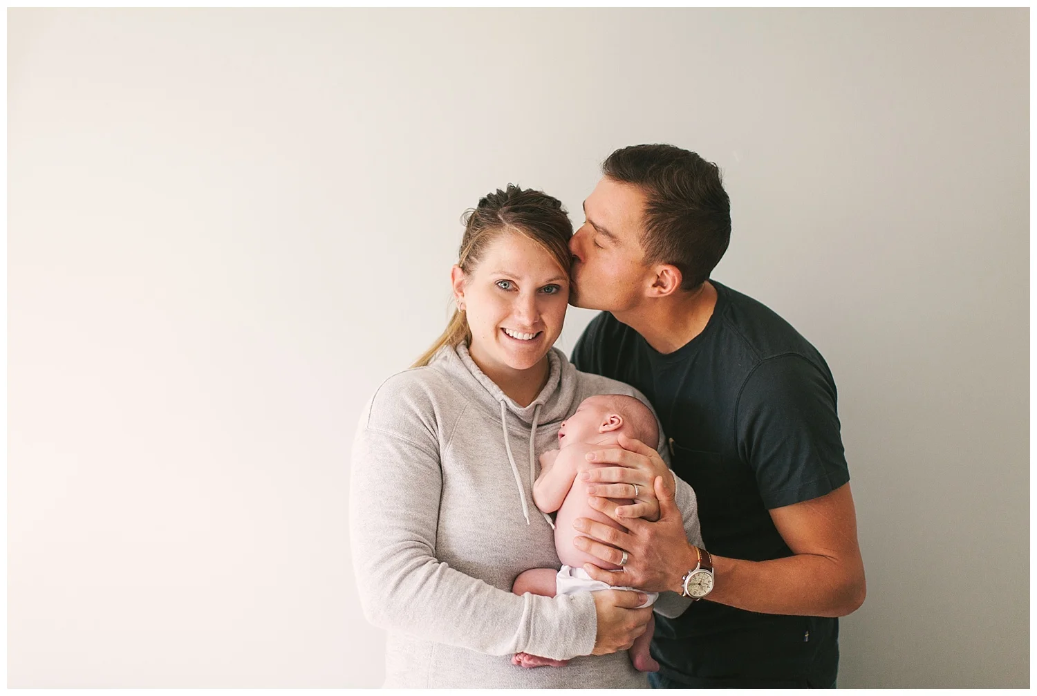 st-paul-in-home-lifestyle-newborn-session-photos-by-hyojin-oberg-014.JPG