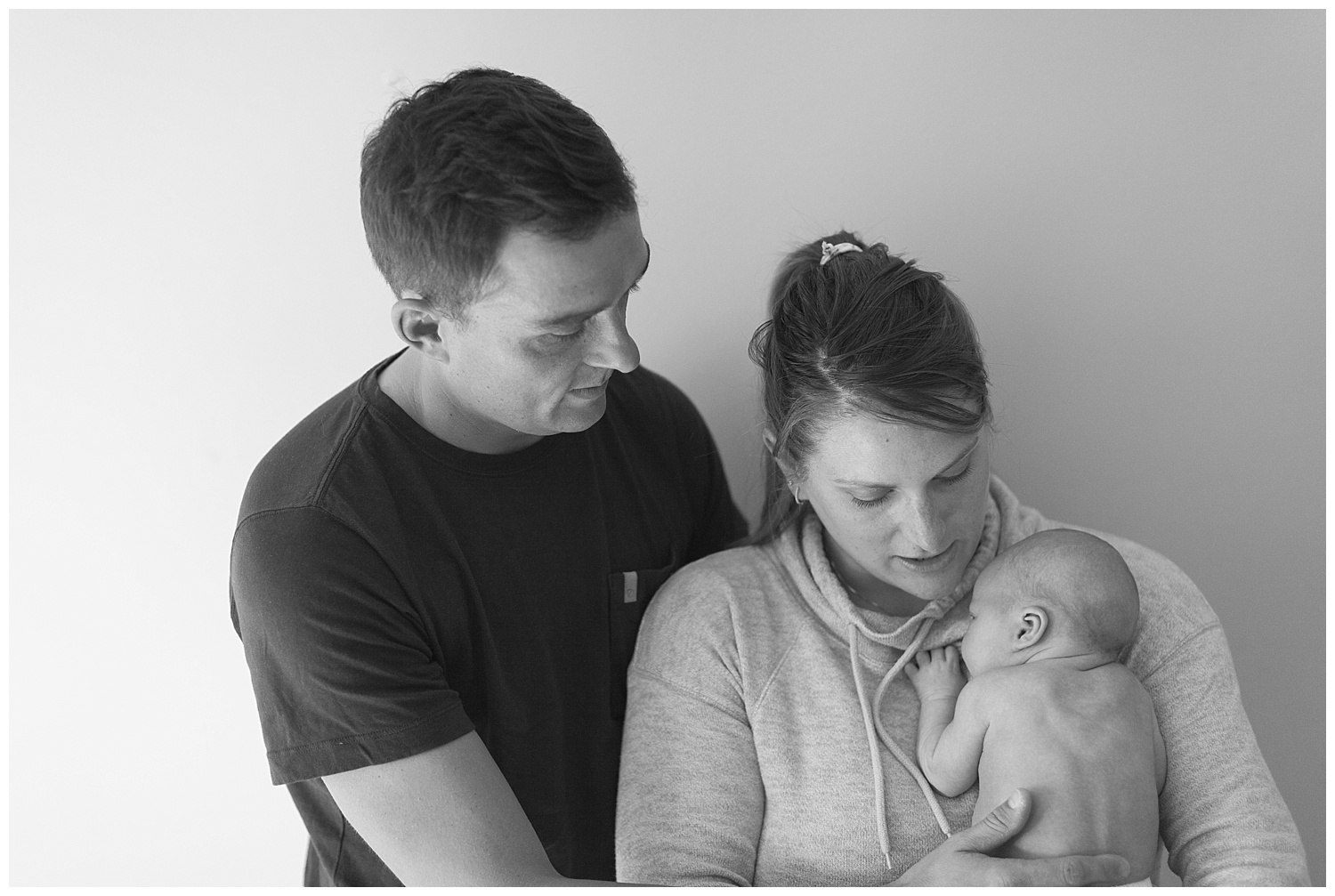 st-paul-in-home-lifestyle-newborn-session-photos-by-hyojin-oberg-018.JPG