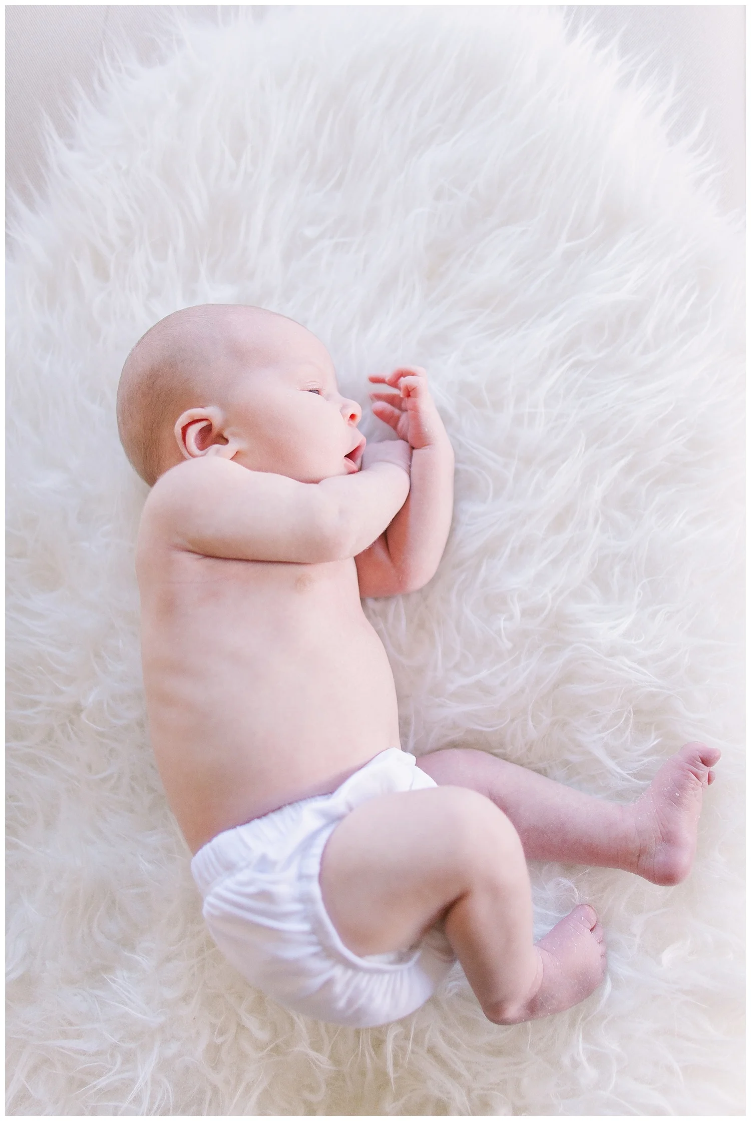 st-paul-in-home-lifestyle-newborn-session-photos-by-hyojin-oberg-031.JPG