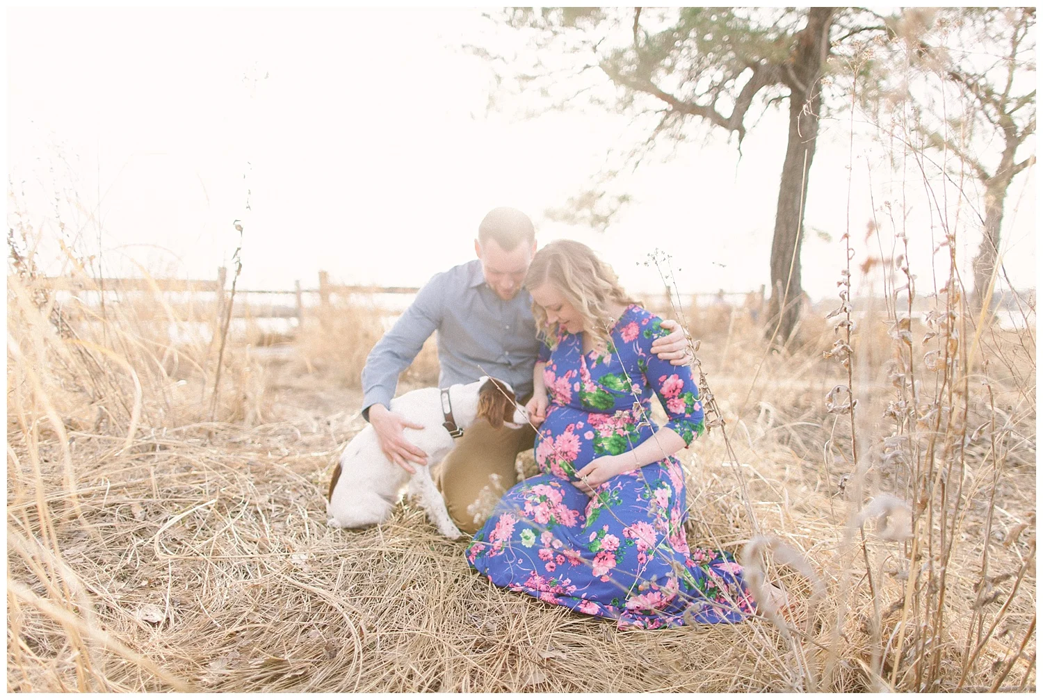 Minneapolis Family Photographer | Minneapolis Maternity photography | Excelsior Maternity | Minneapolis Maternity Photographer | Dog mom | Dog + me