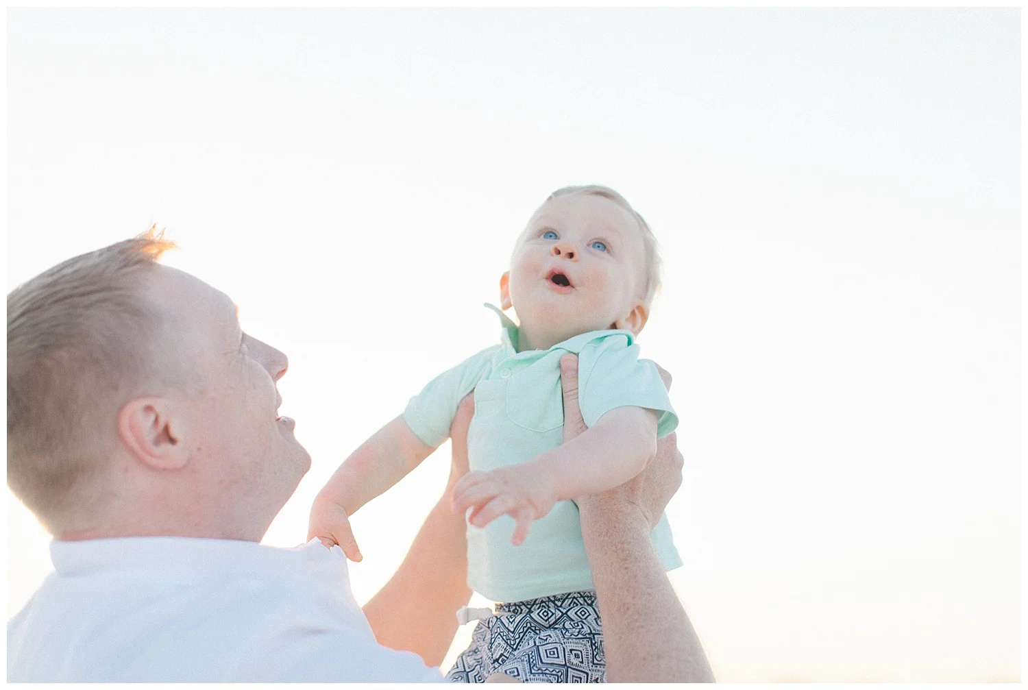 minneapolis-lifestyle-beach-family-photograph-by-hyojin-oberg-16.JPG