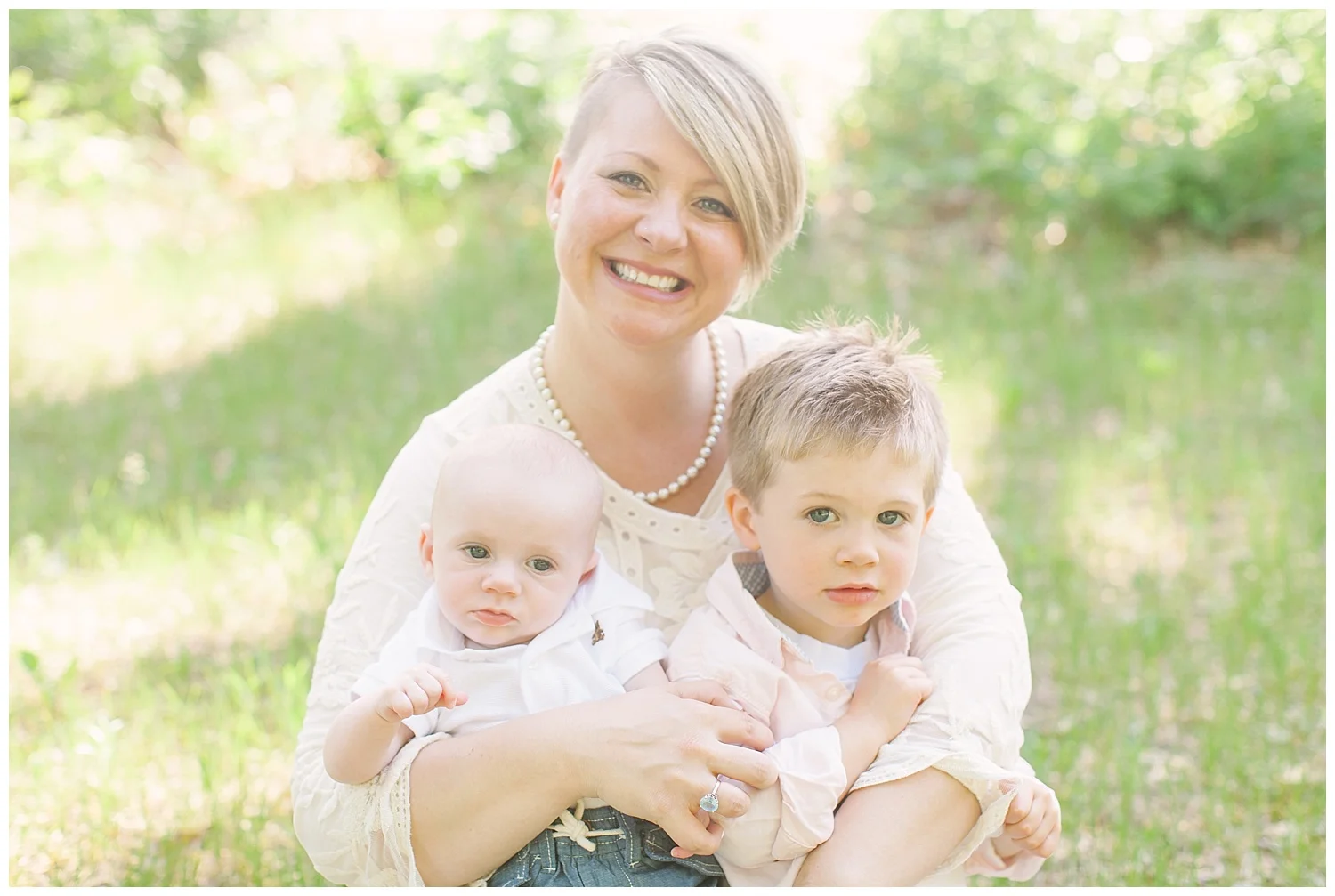 minneapolis-summer-lifestyle-baby-session-photo-by-hyojin-oberg-11.JPG