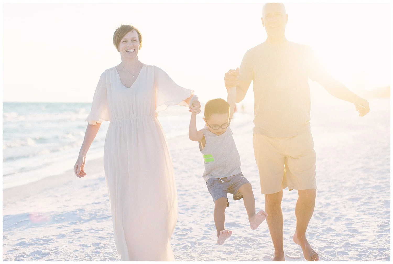 John-Michele-Spark-Beach-Session-Photo-by-Hyojin-Oberg-09.JPG