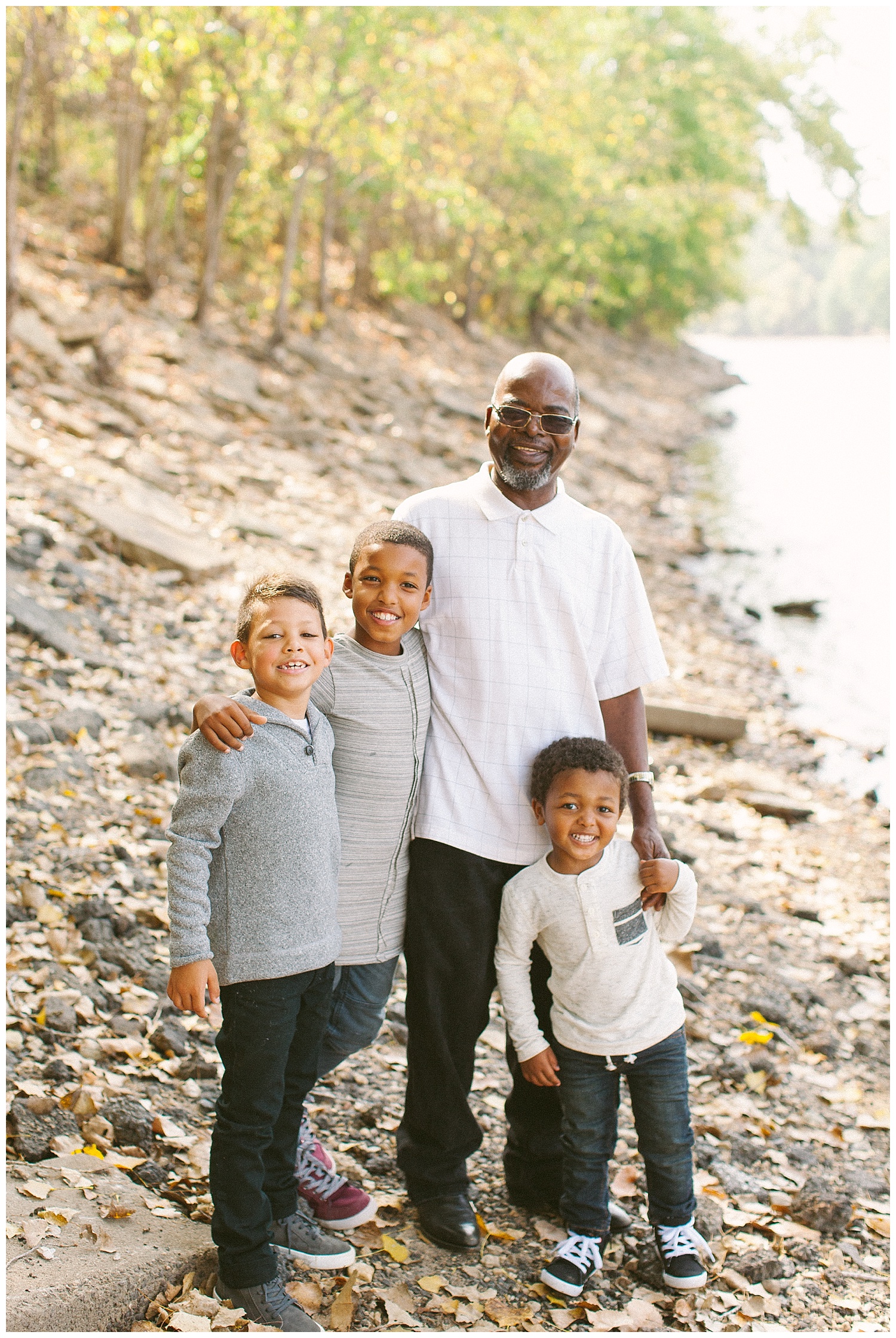 Hoven-Ekwochi-Fall-Family-Photos-by-Hyojin-Oberg-13.JPG