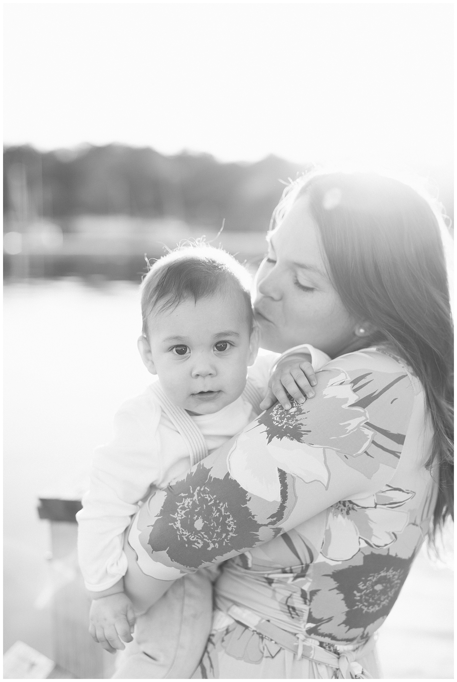 Osuji-Family-Photos-Lake-Harriet-by-Hyojin-Oberg-15.JPG