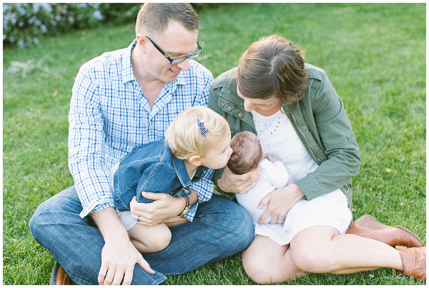 minneapolis family photographer | minneapolis newborn photographer | maple grove family photographer | Lifestyle Family Photography