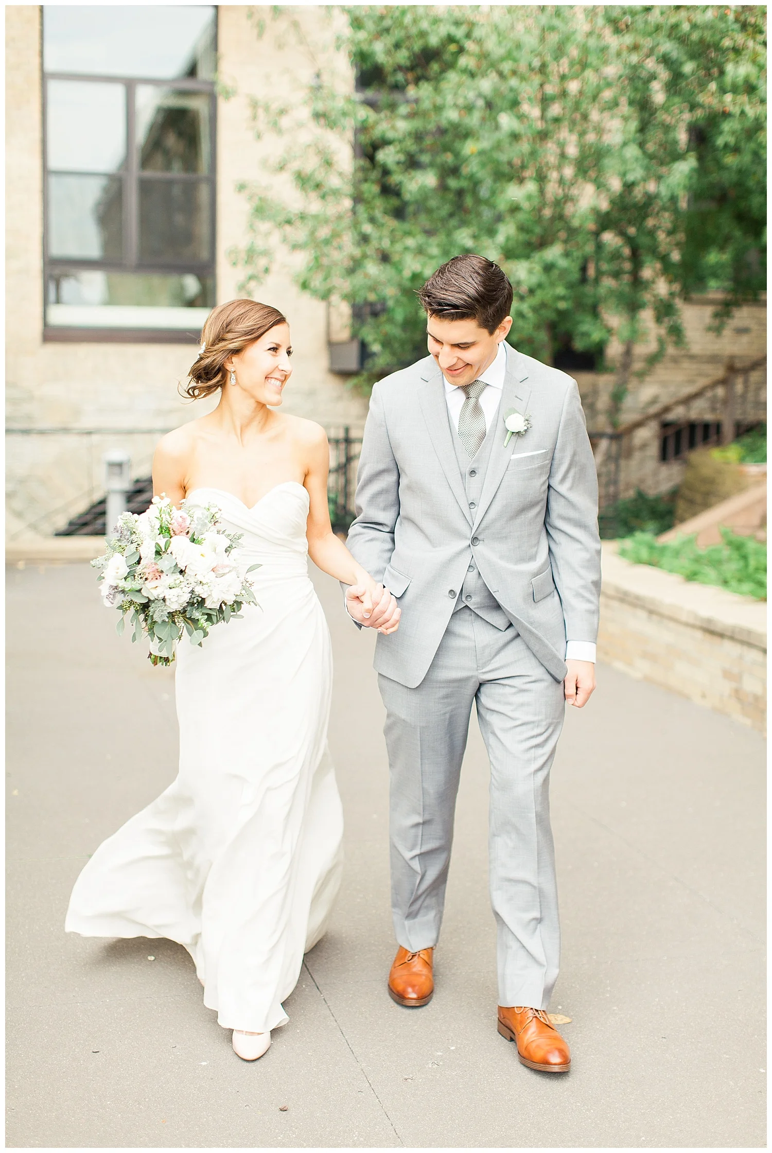kate-ryan-minneapolis-wedding-photos-by-hyojin-oberg-14.JPG