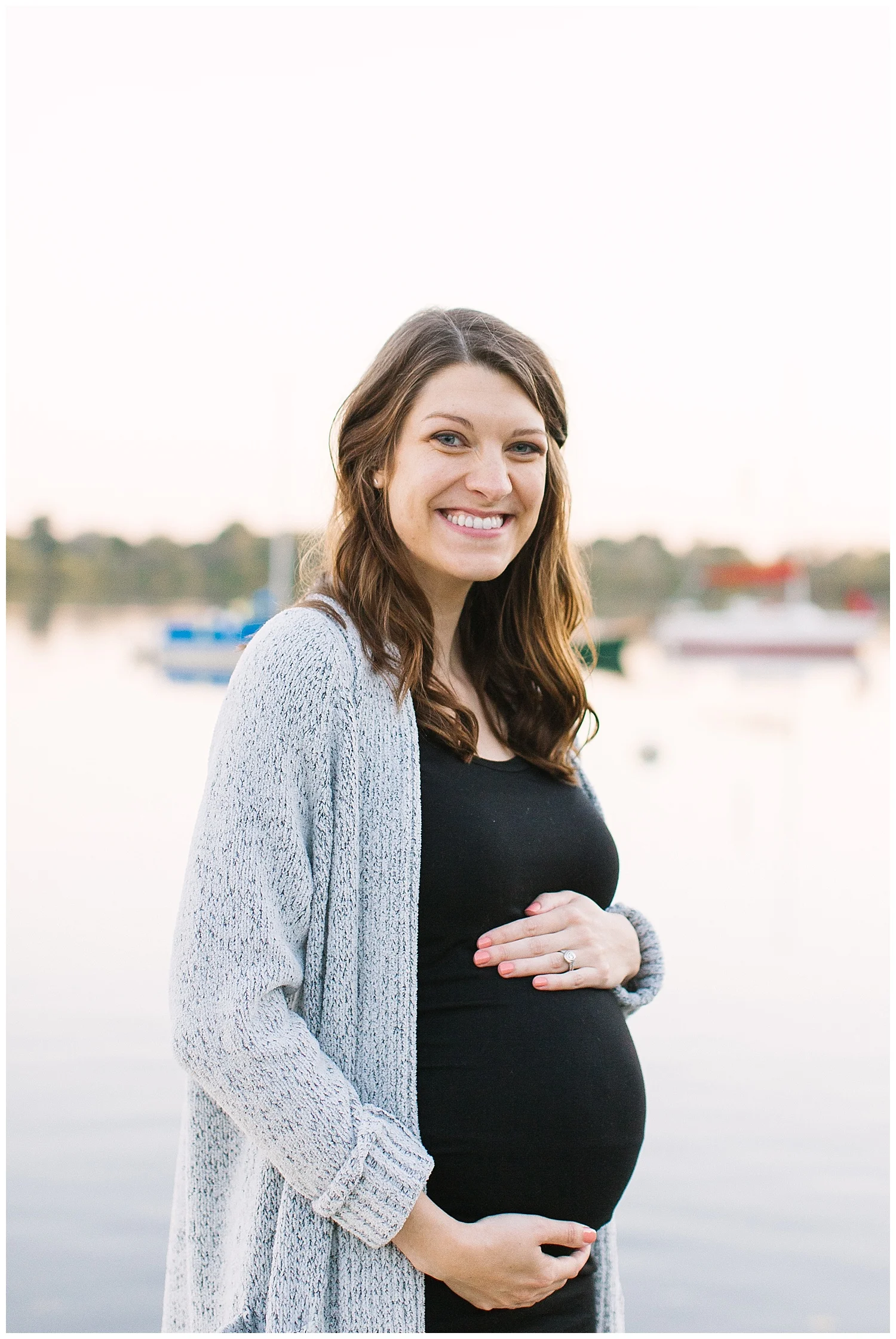 lake-nokomis-maternity-photos-by-hyojin-oberg-25.JPG