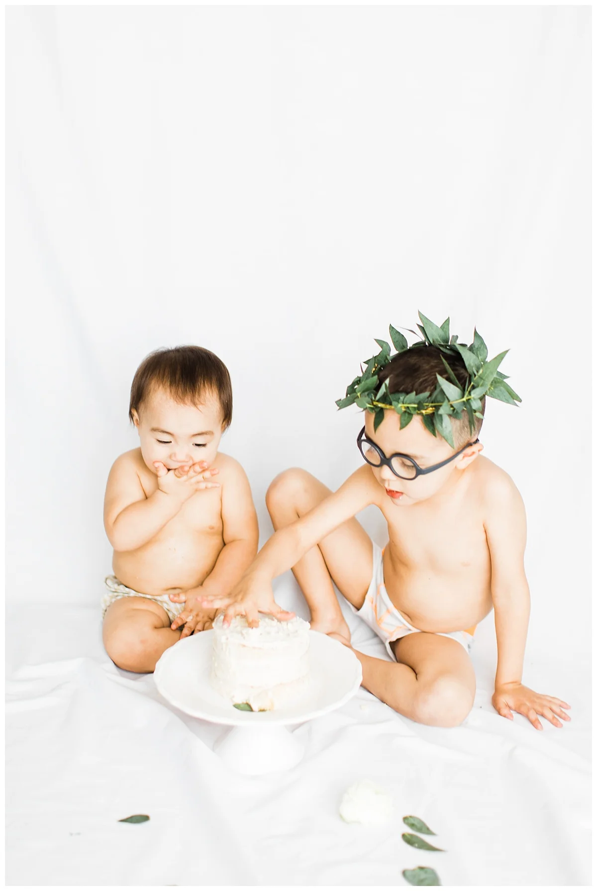 baby's first birthday | cake smash | boy mom | minneapolis family photographer