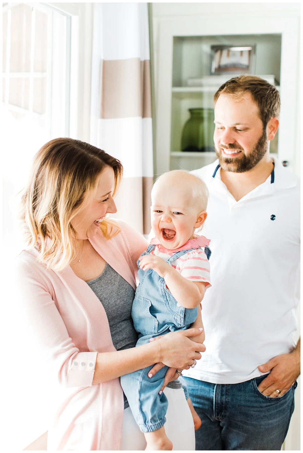 Baby milestone photos | 18 months | in-home lifestyle | Edina Family Photographer | Photos by Hyojin Oberg